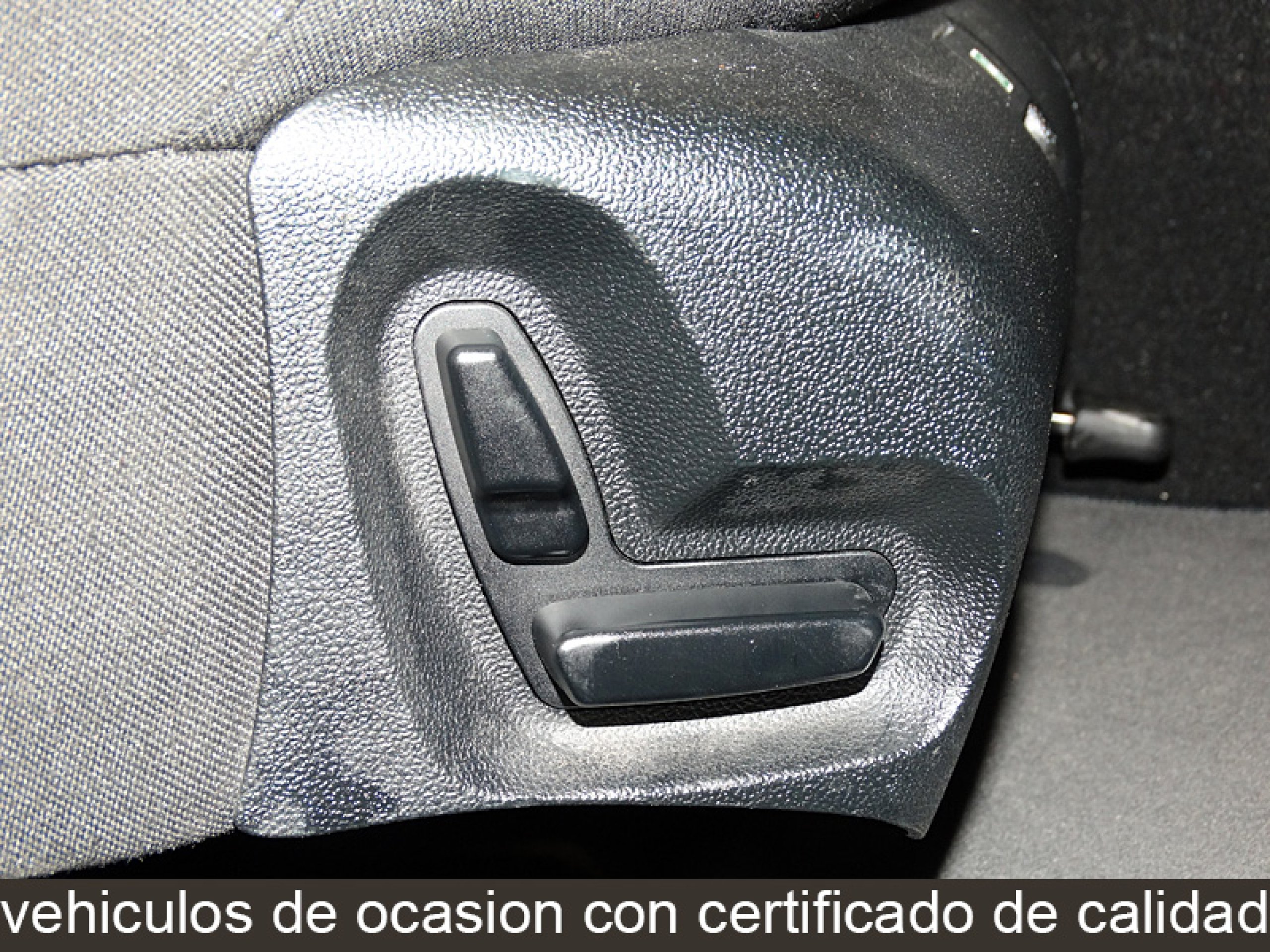 Foto Mercedes-Benz E 200 24