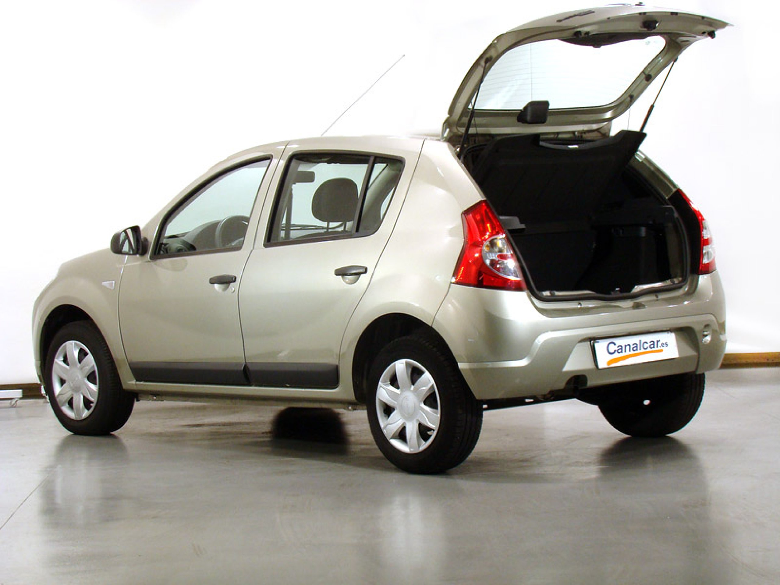 Foto Dacia Sandero 11