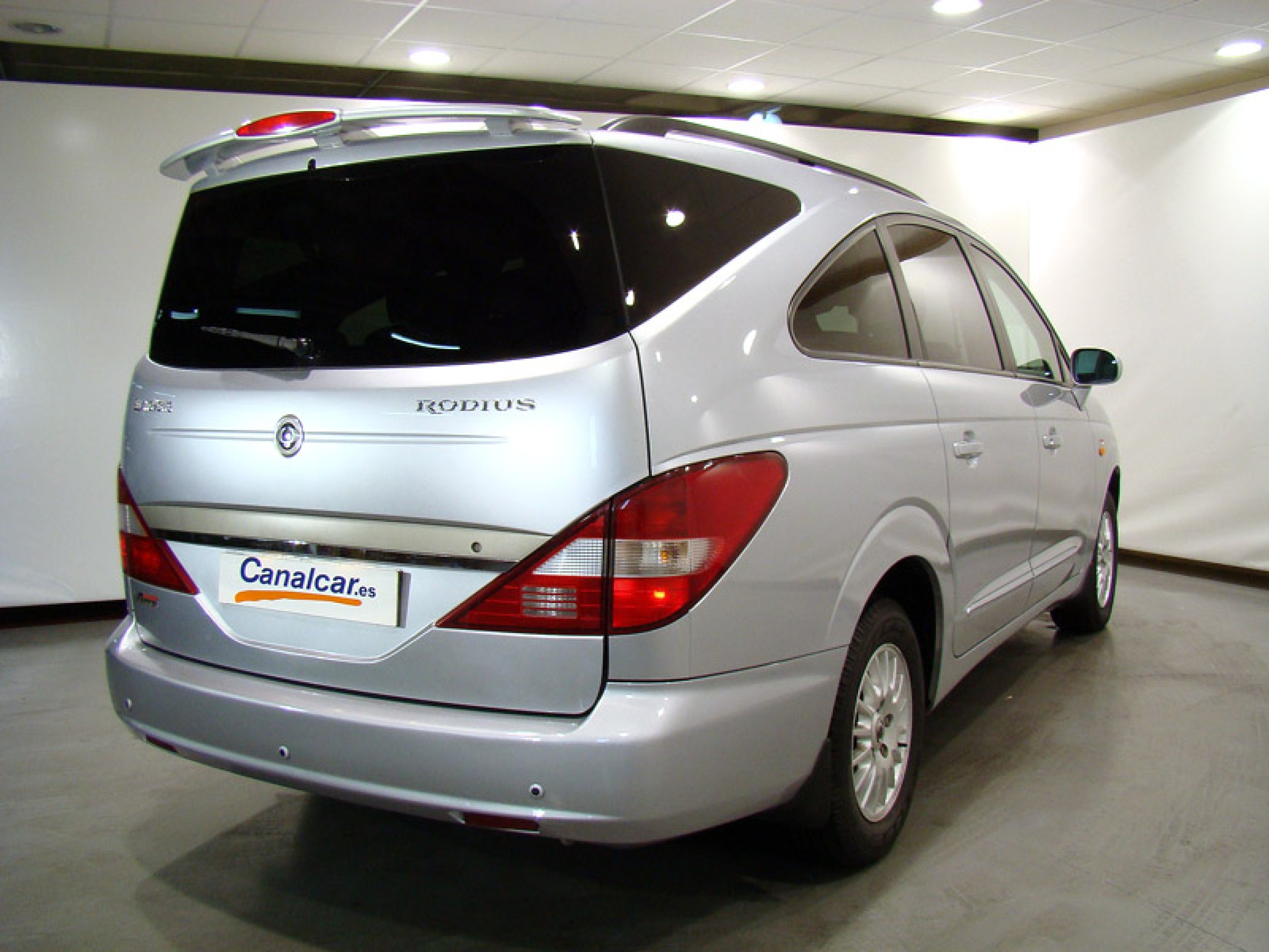 Foto Ssangyong Rodius 9