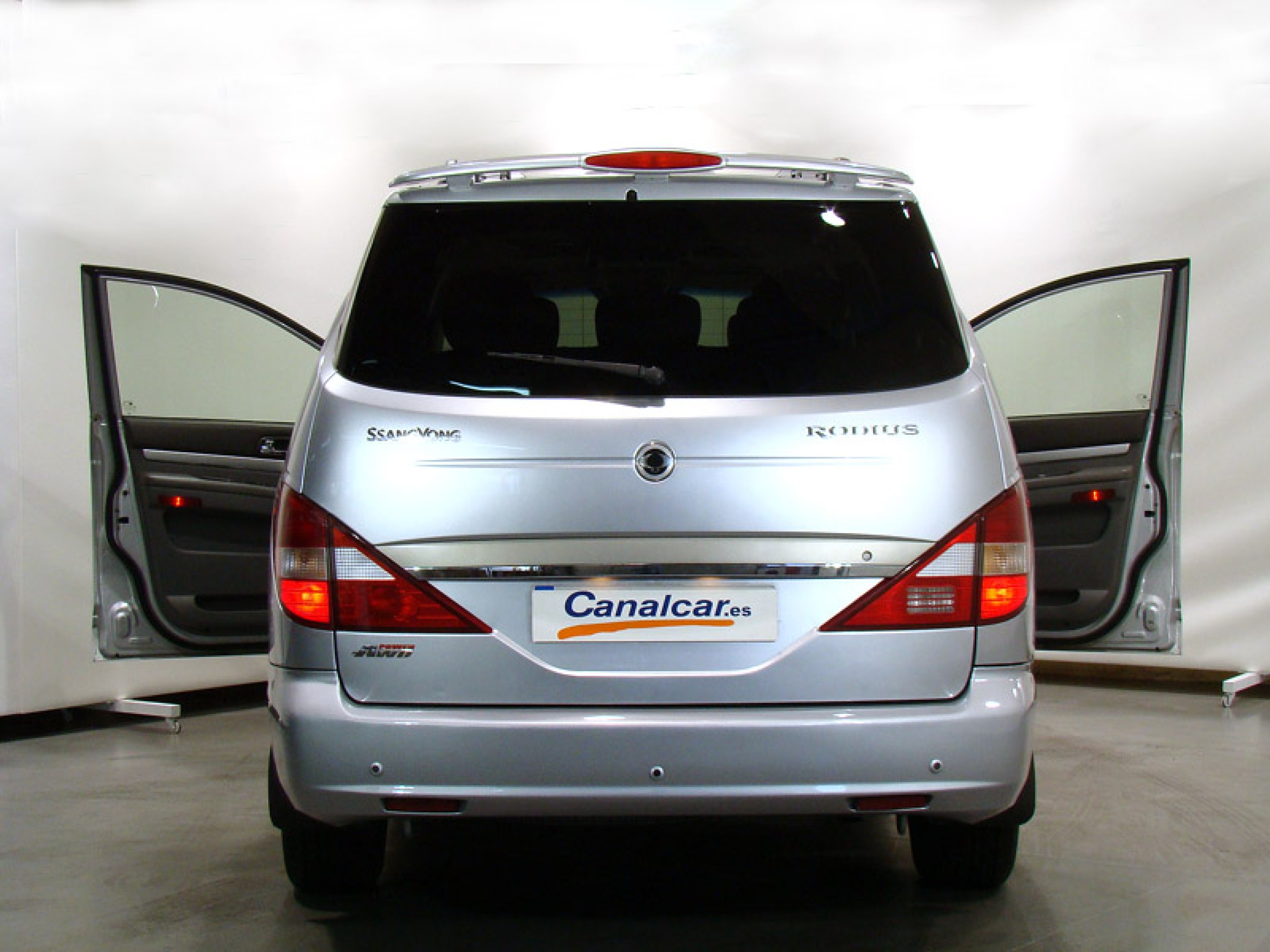 Foto Ssangyong Rodius 11