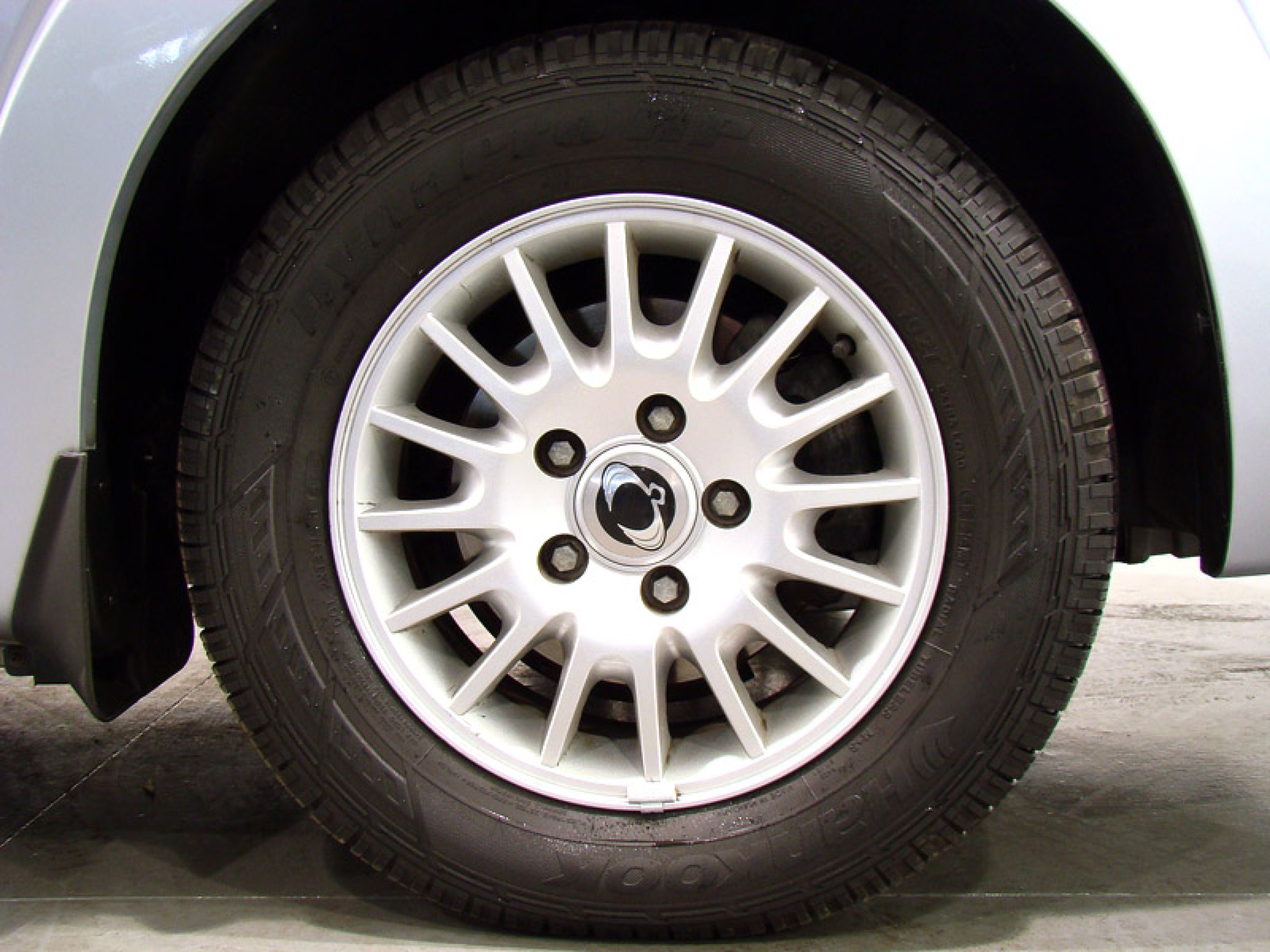 Foto Ssangyong Rodius 16
