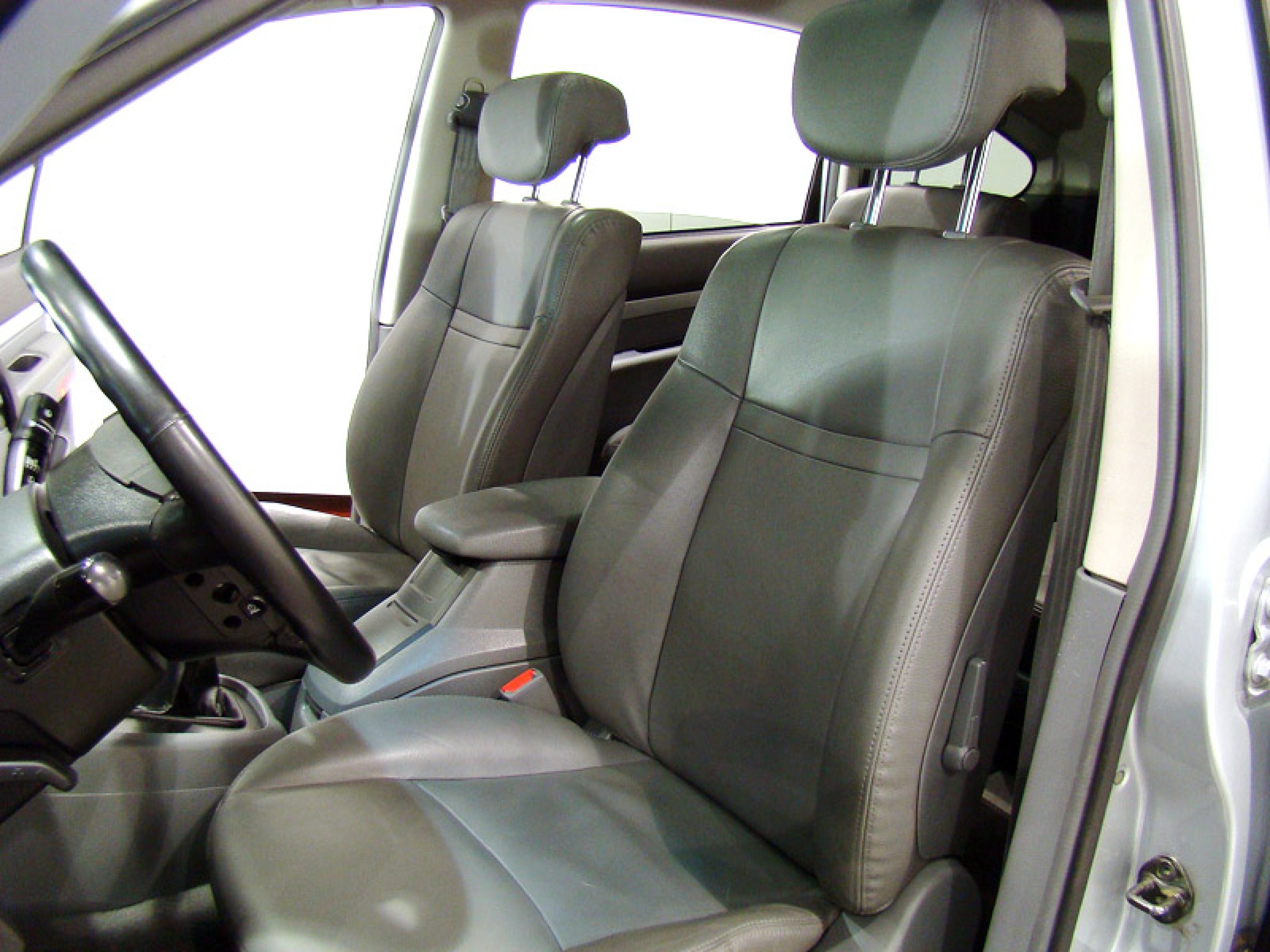 Foto Ssangyong Rodius 22