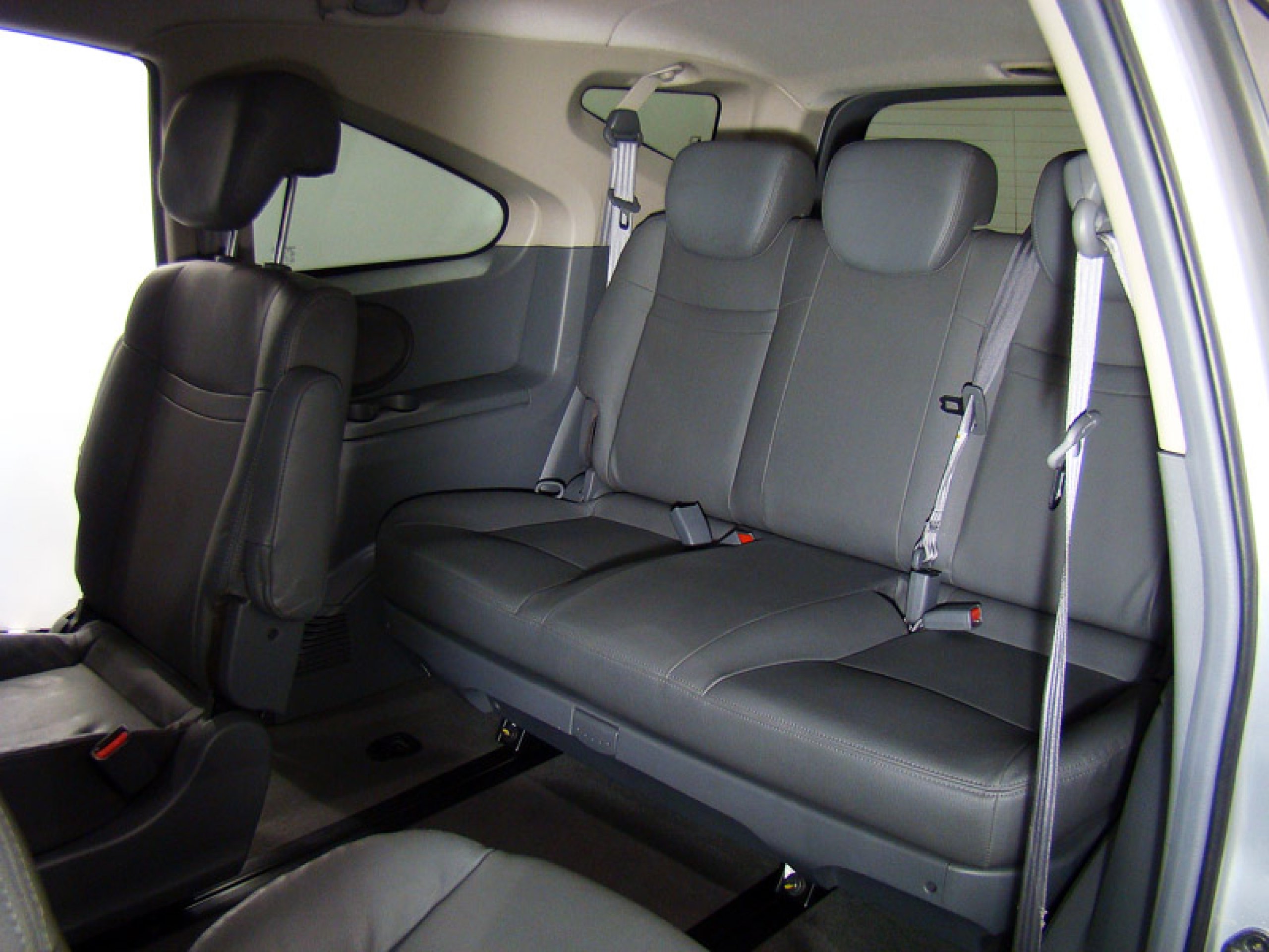 Foto Ssangyong Rodius 25