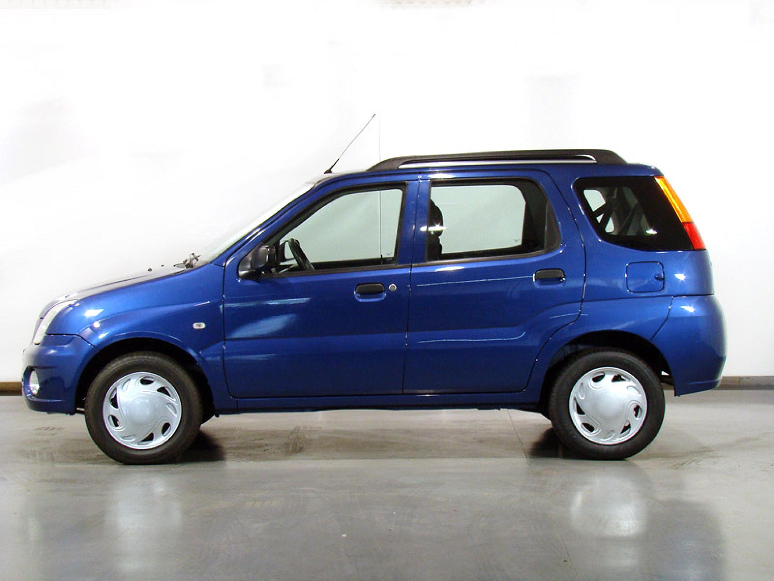 Foto Subaru Justy 2