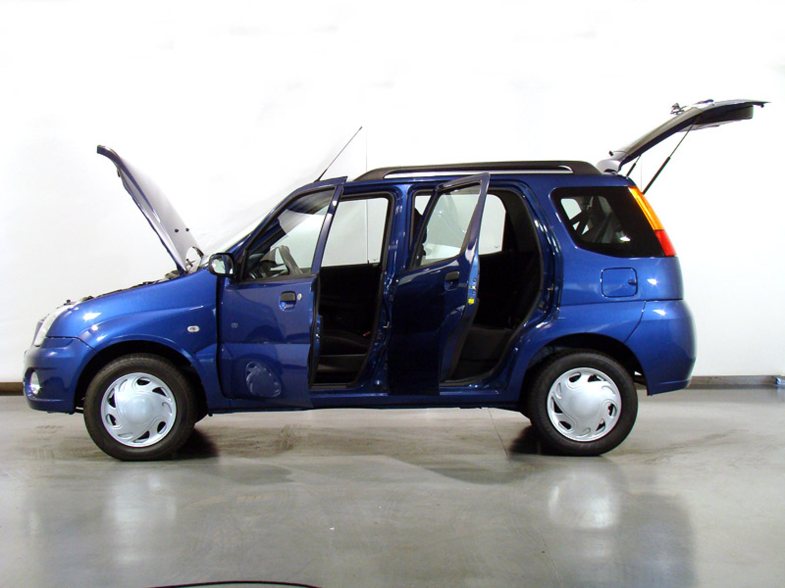 Foto Subaru Justy 3