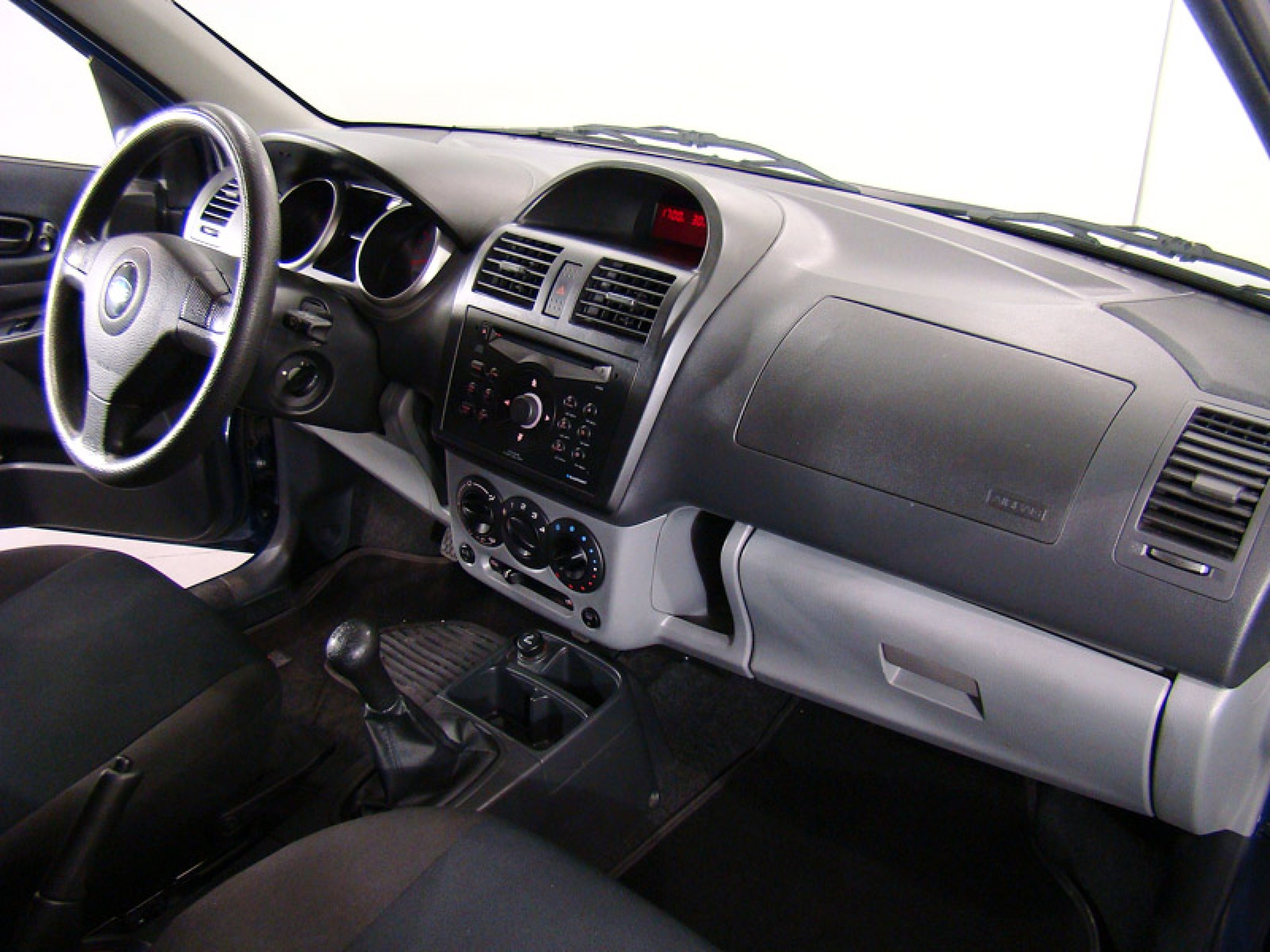 Foto Subaru Justy 28