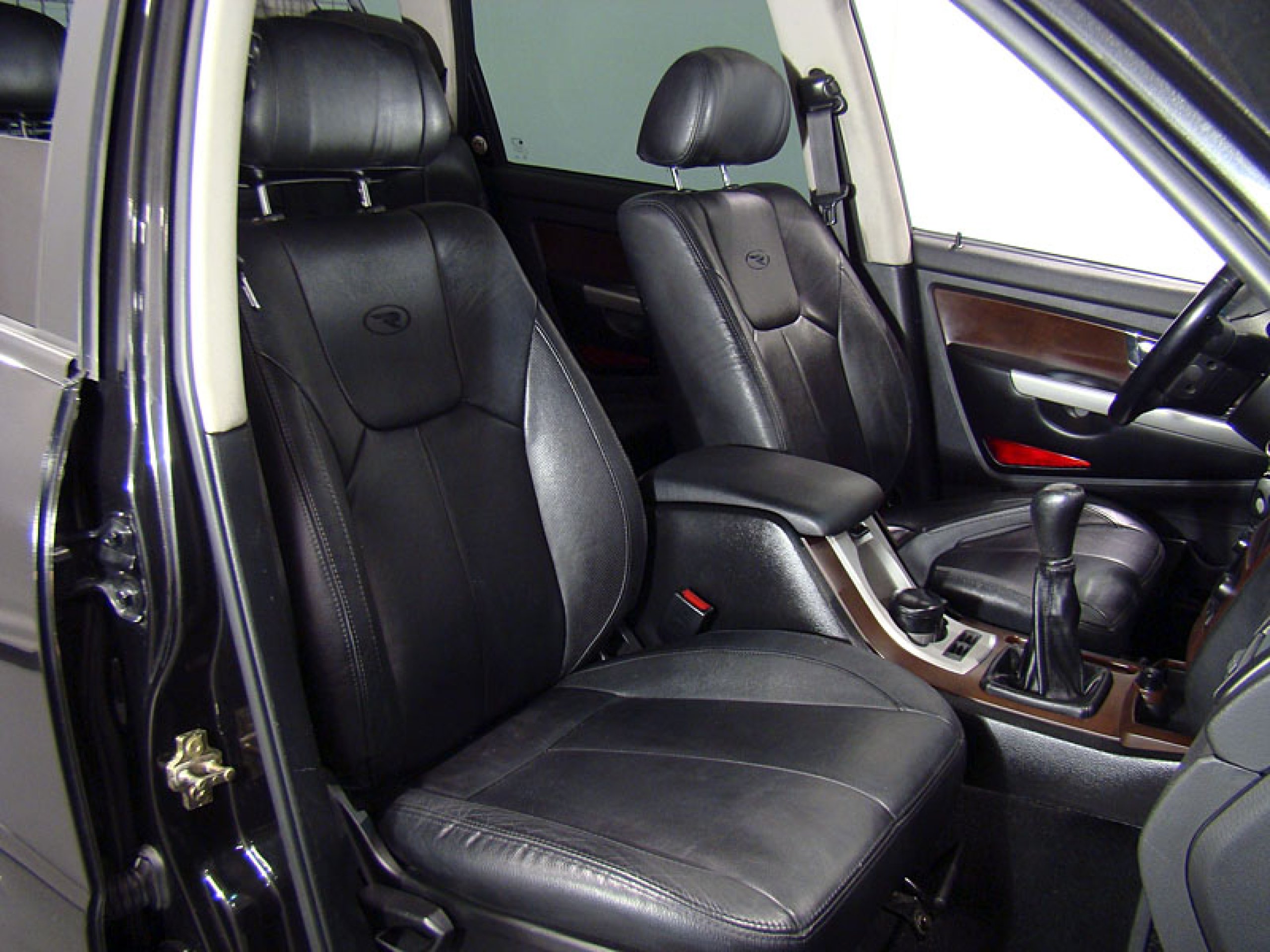 Foto Ssangyong Rexton 25