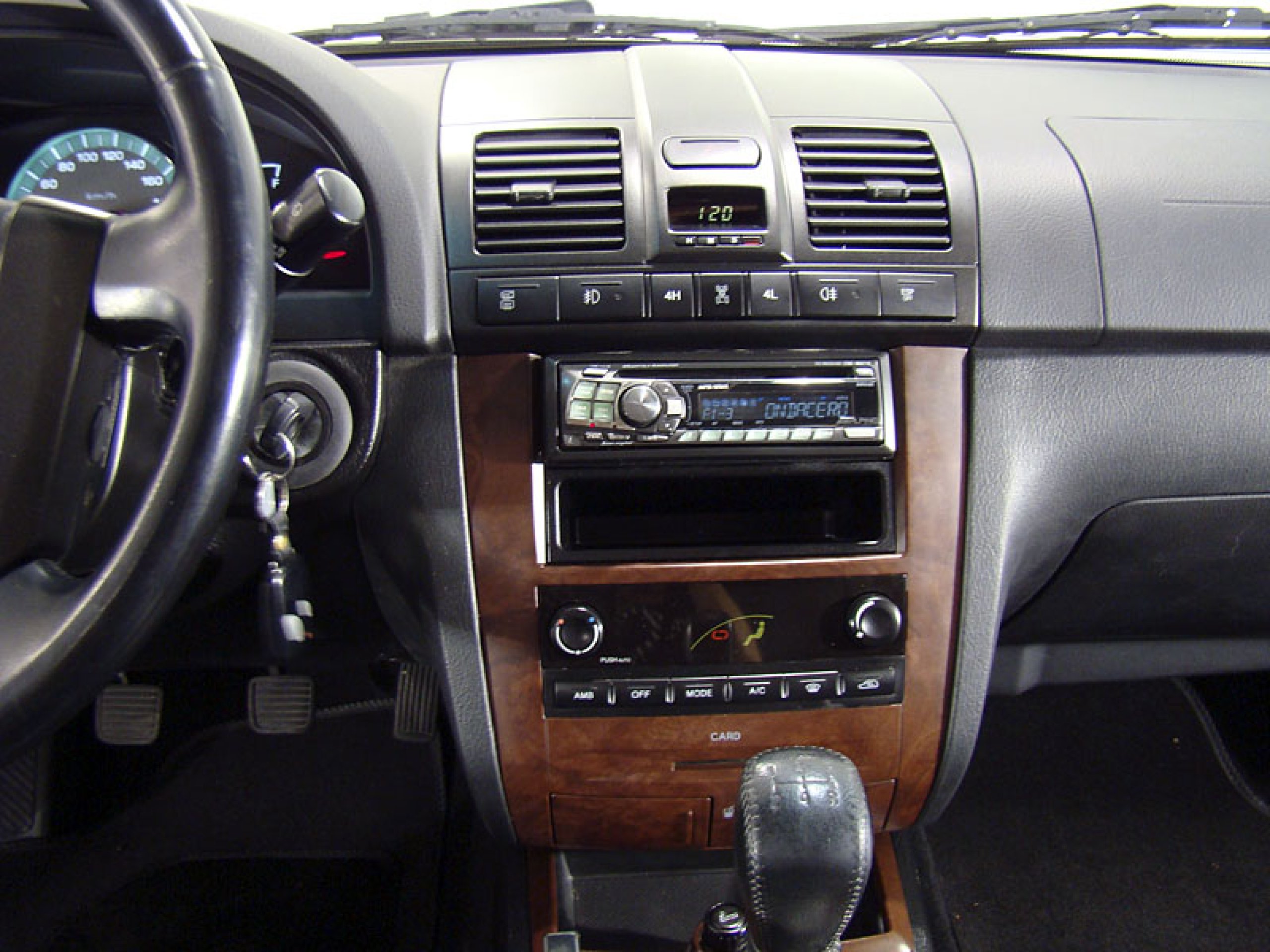 Foto Ssangyong Rexton 31
