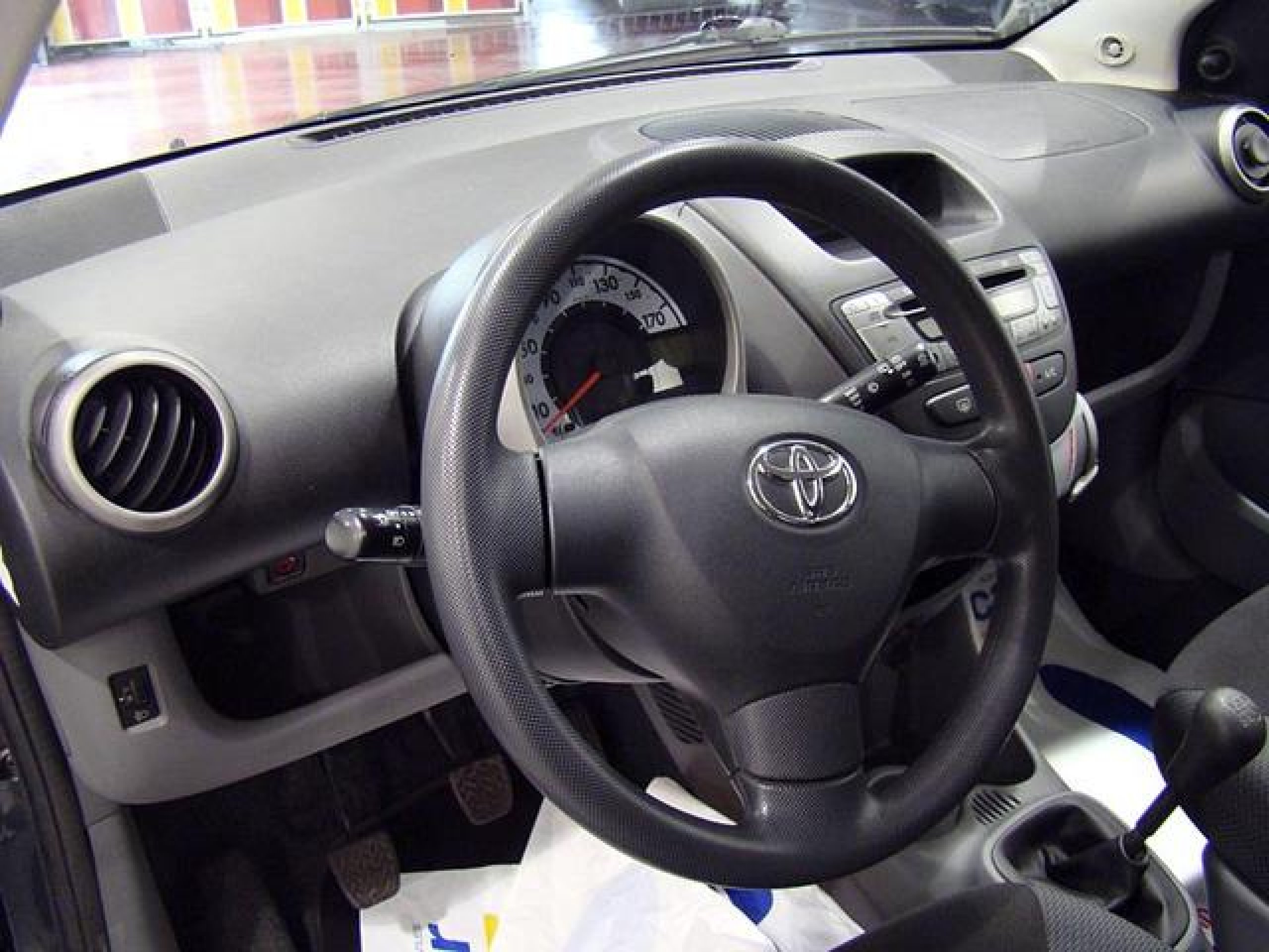 Foto Toyota Aygo 10