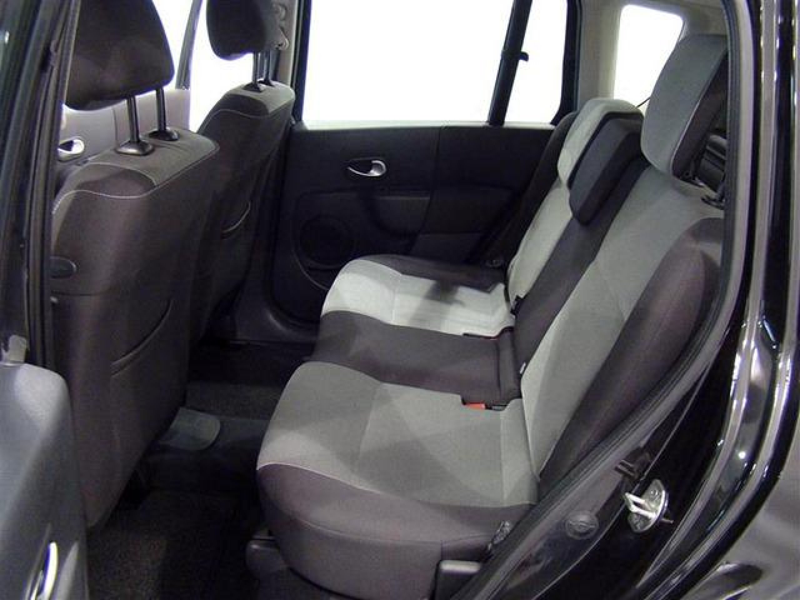 Foto Renault Grand Modus 8