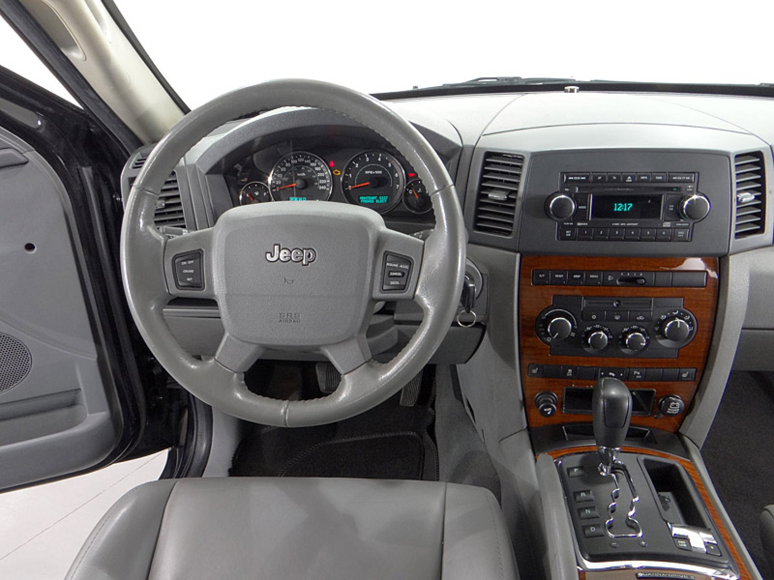 Foto Jeep Grand Cherokee 32