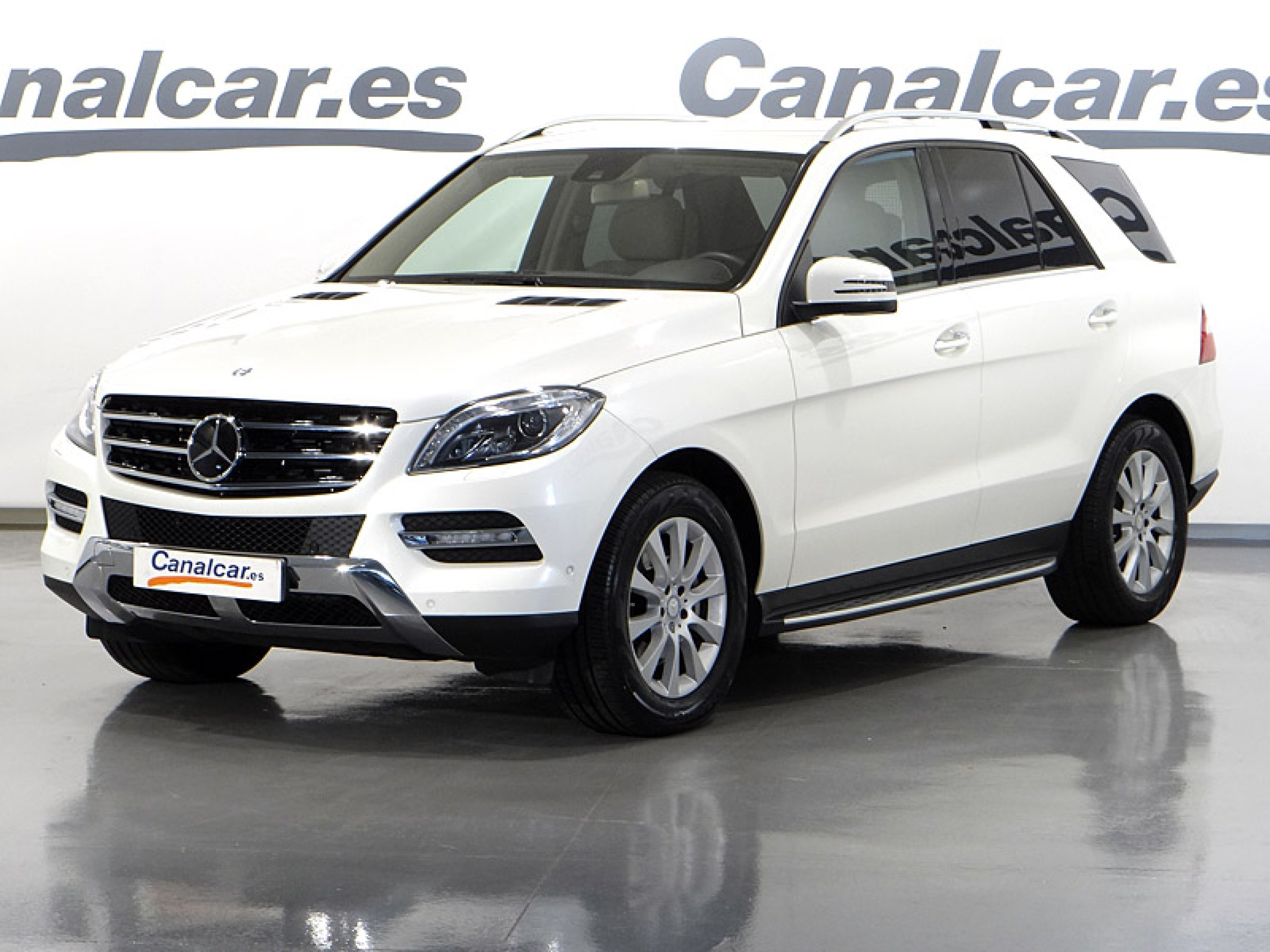 Foto Mercedes-Benz ML 350 1