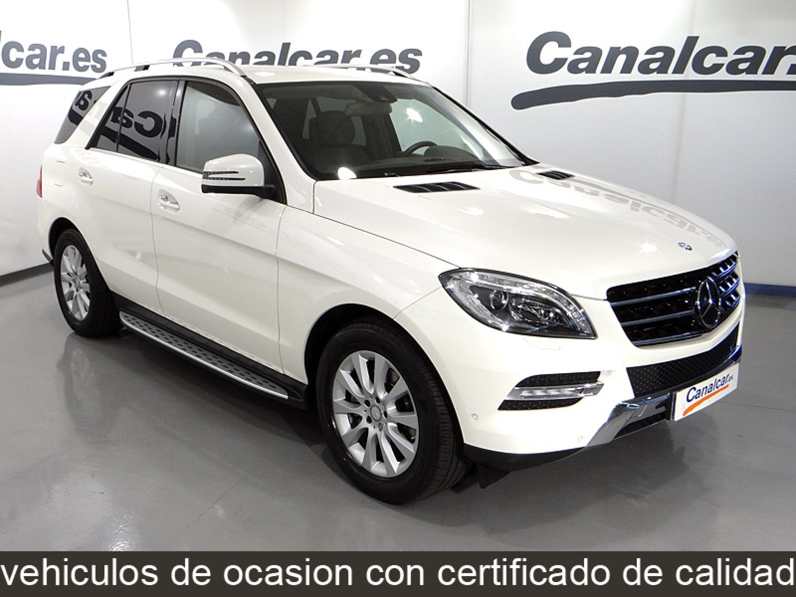 Foto Mercedes-Benz ML 350 4