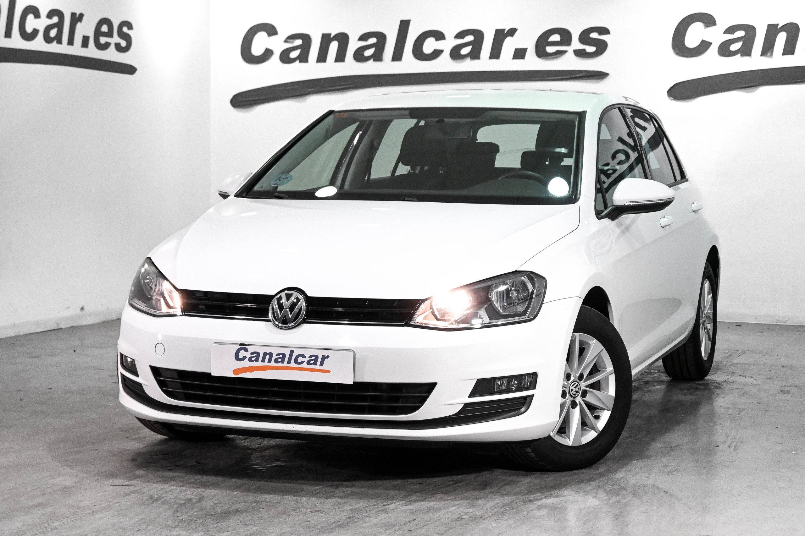 Foto 1 del Volkswagen Golf 1.6TDI CR BMT Edition 110