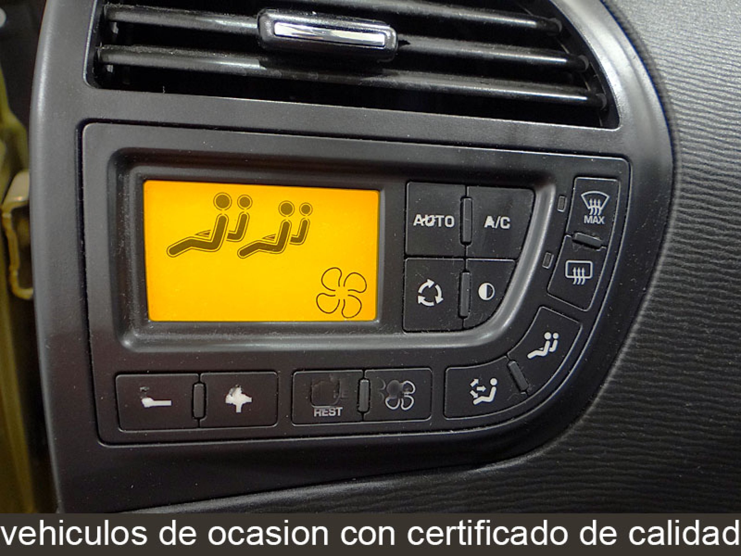 Foto Citroen Grand C4 Picasso 30