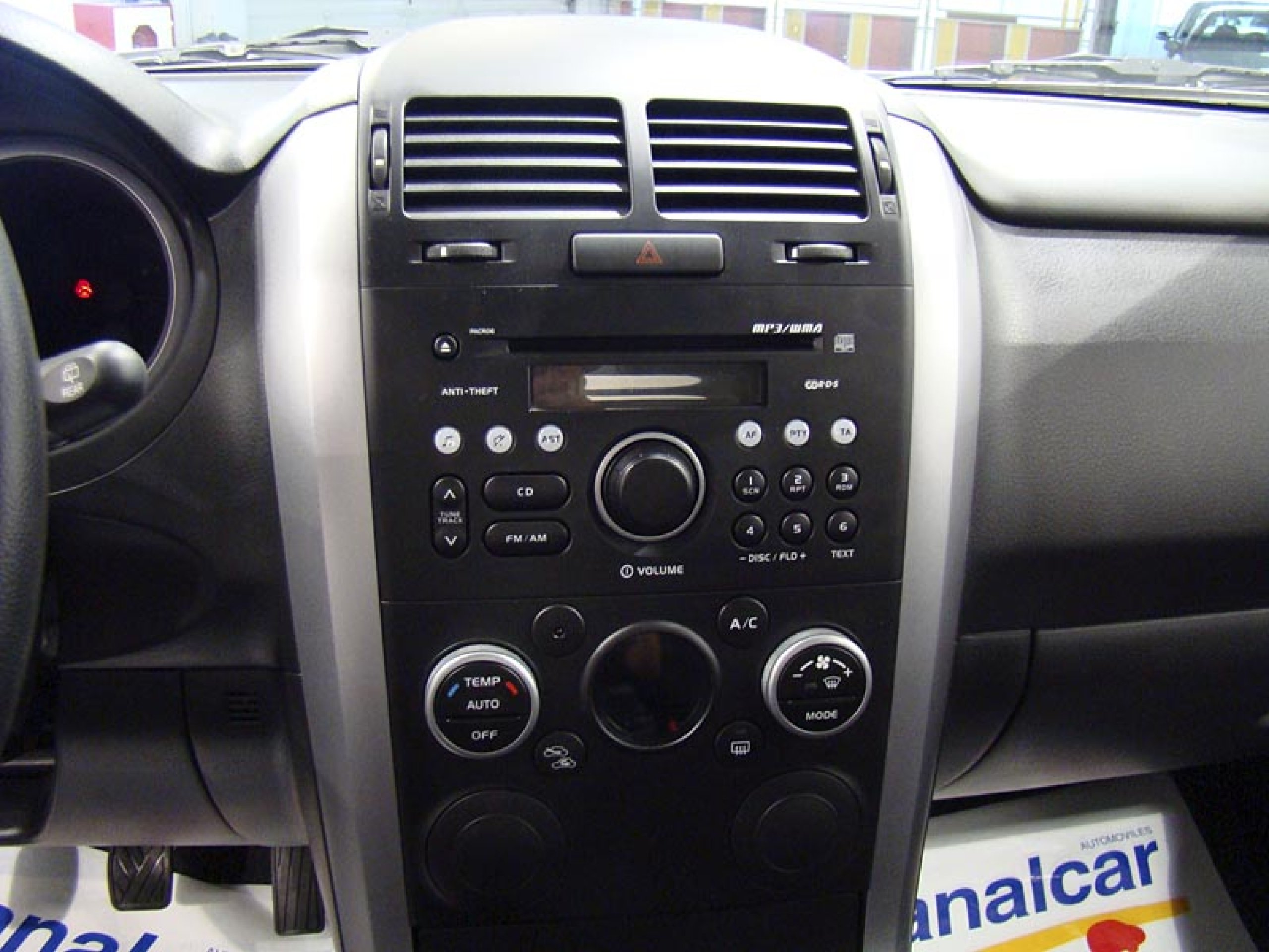 Foto Suzuki Grand Vitara 12