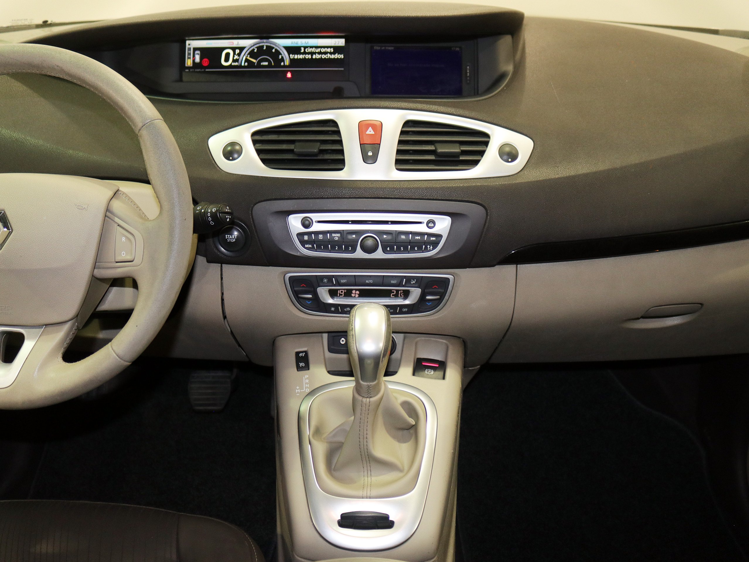 Foto Renault Grand Scenic 19