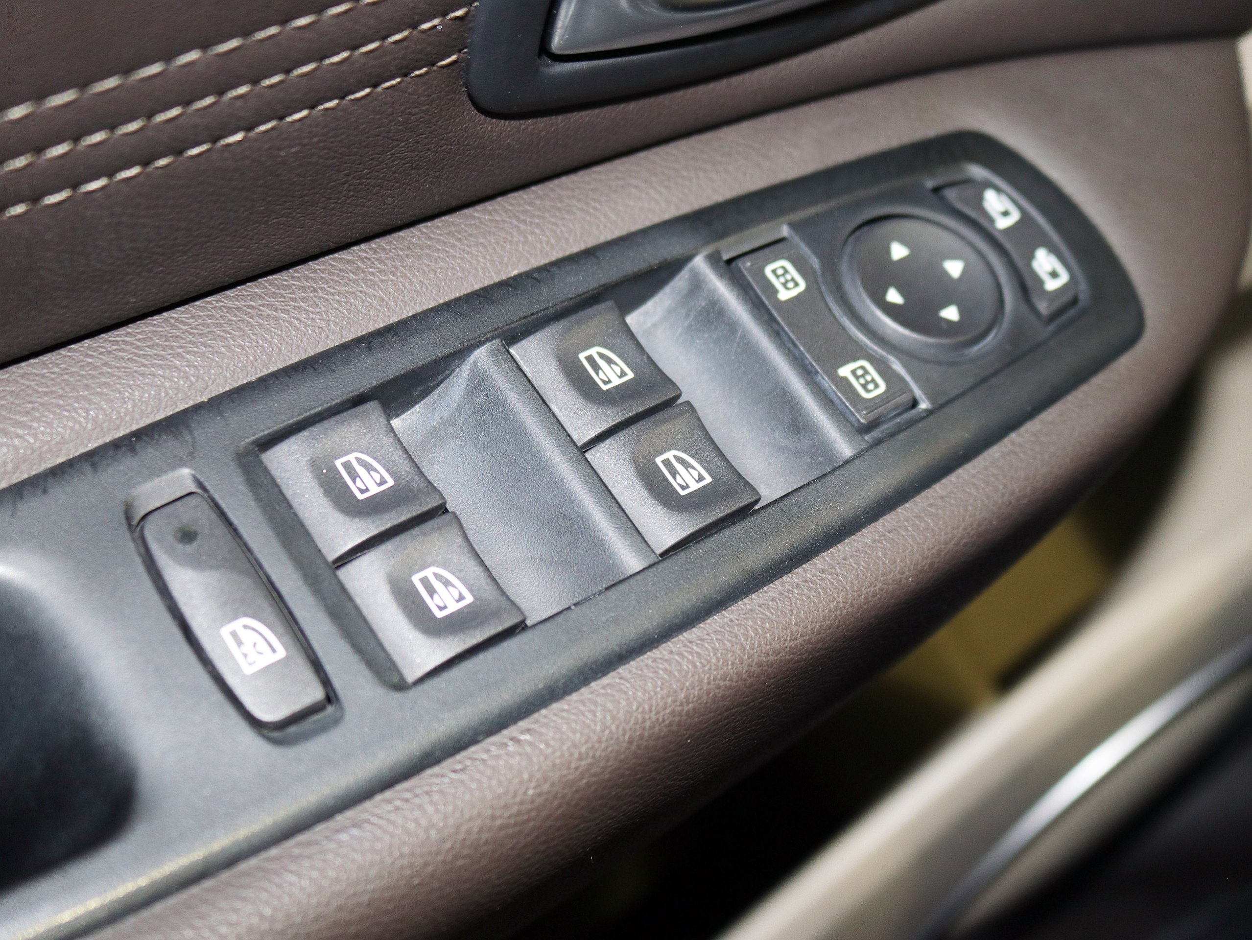 Foto Renault Grand Scenic 24