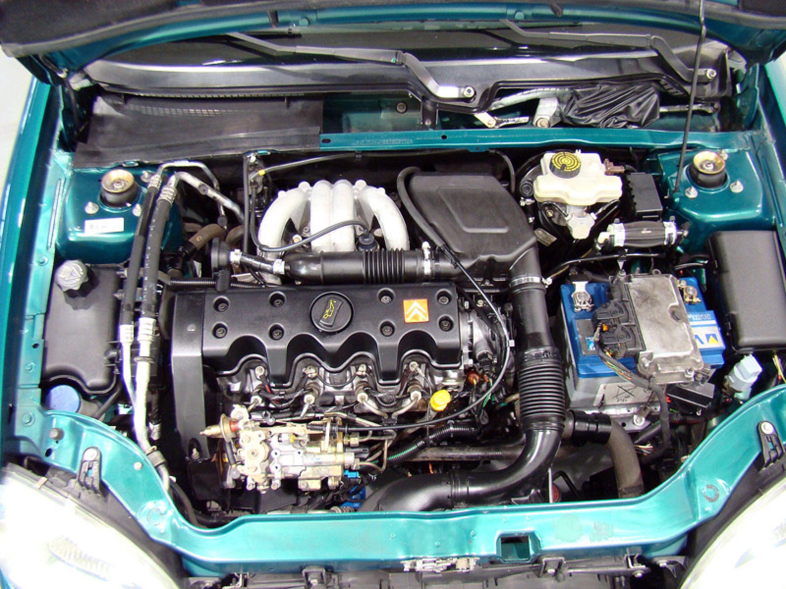 Foto Citroen SAXO 18