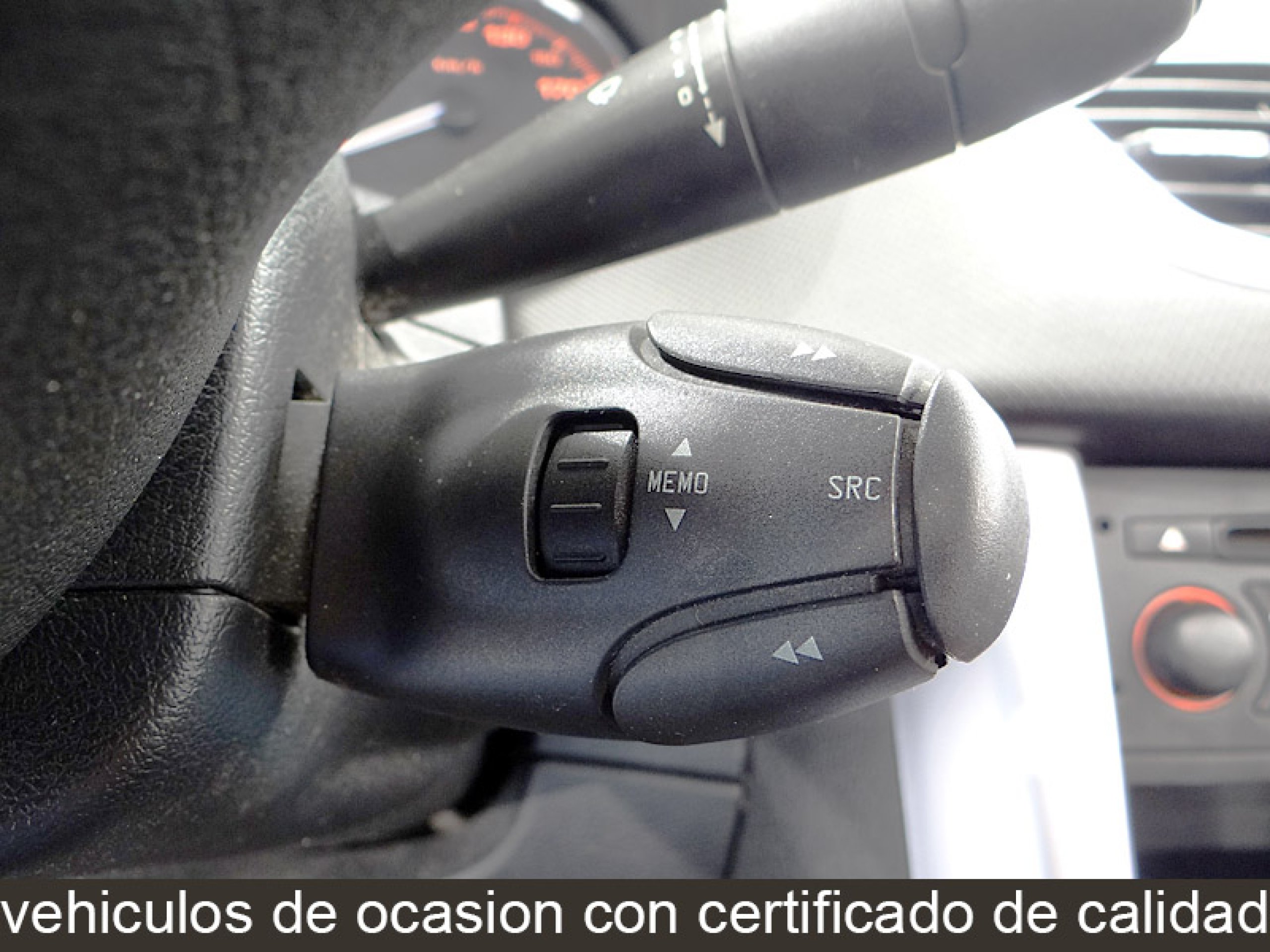 Foto Peugeot 207 32