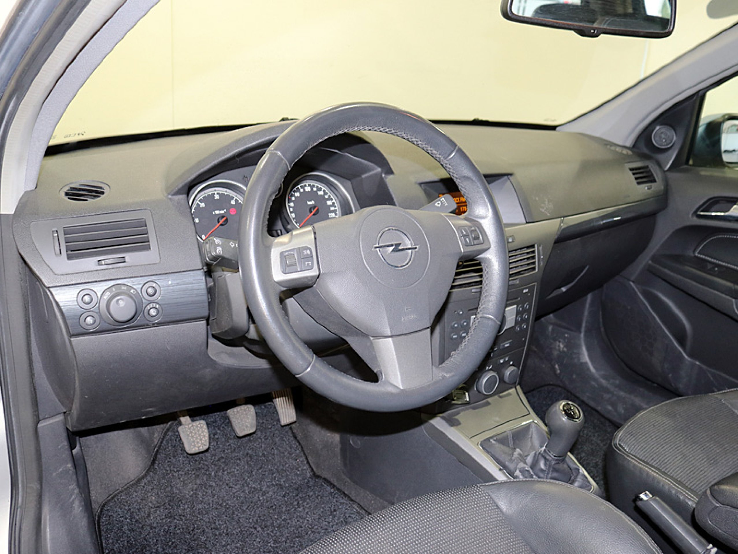 Foto Opel Astra 14