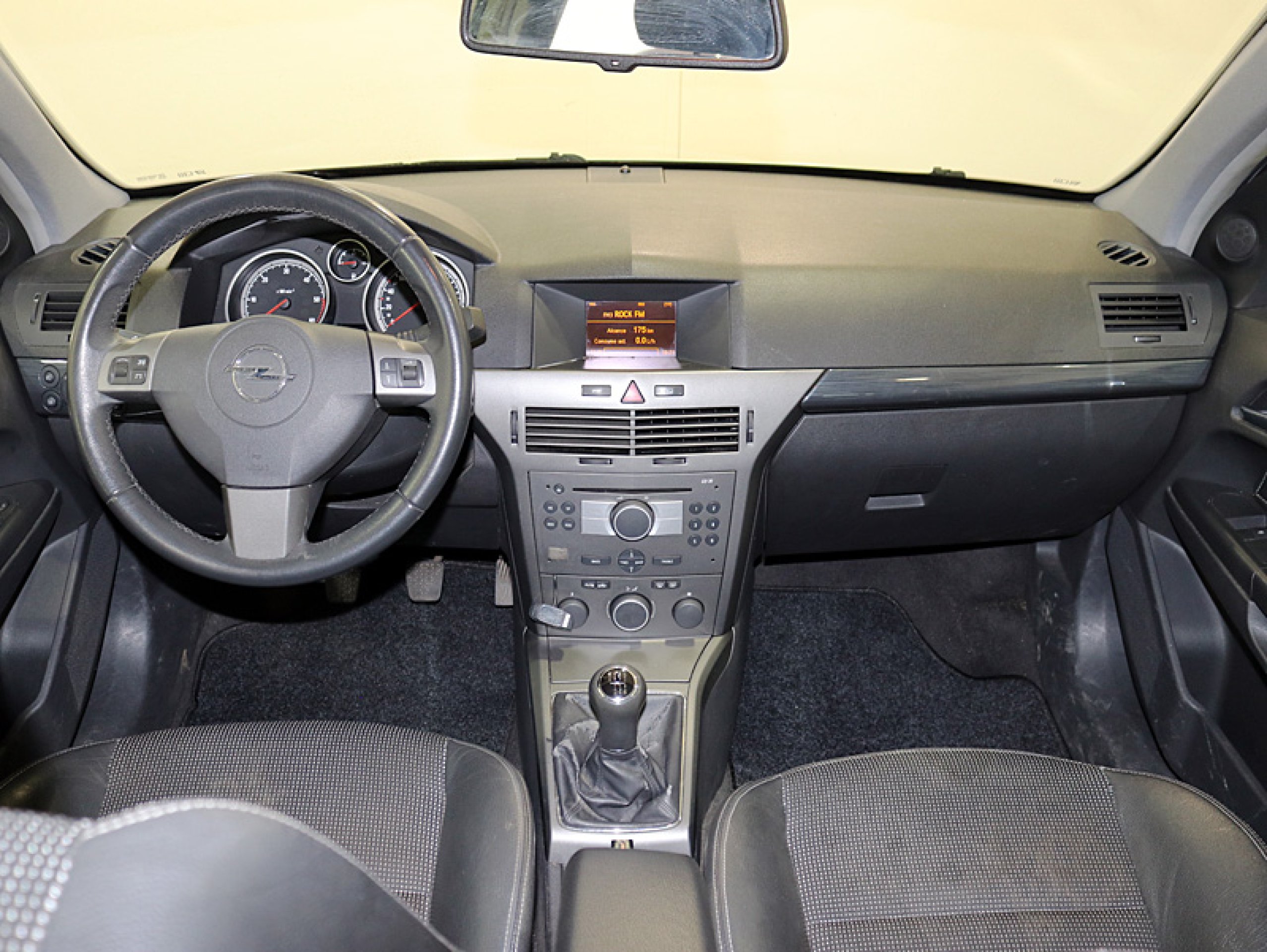 Foto Opel Astra 15