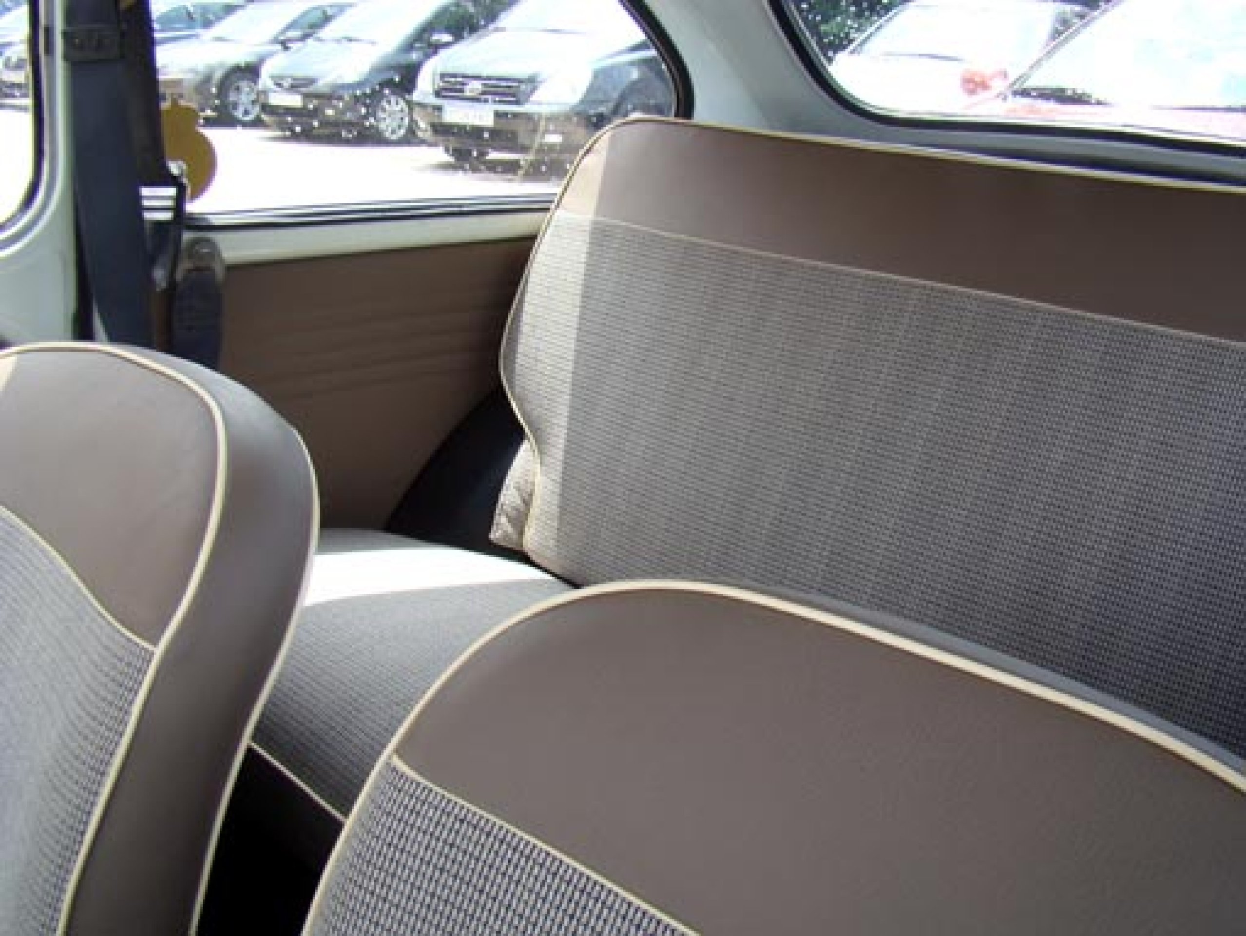 Foto Seat 600 16
