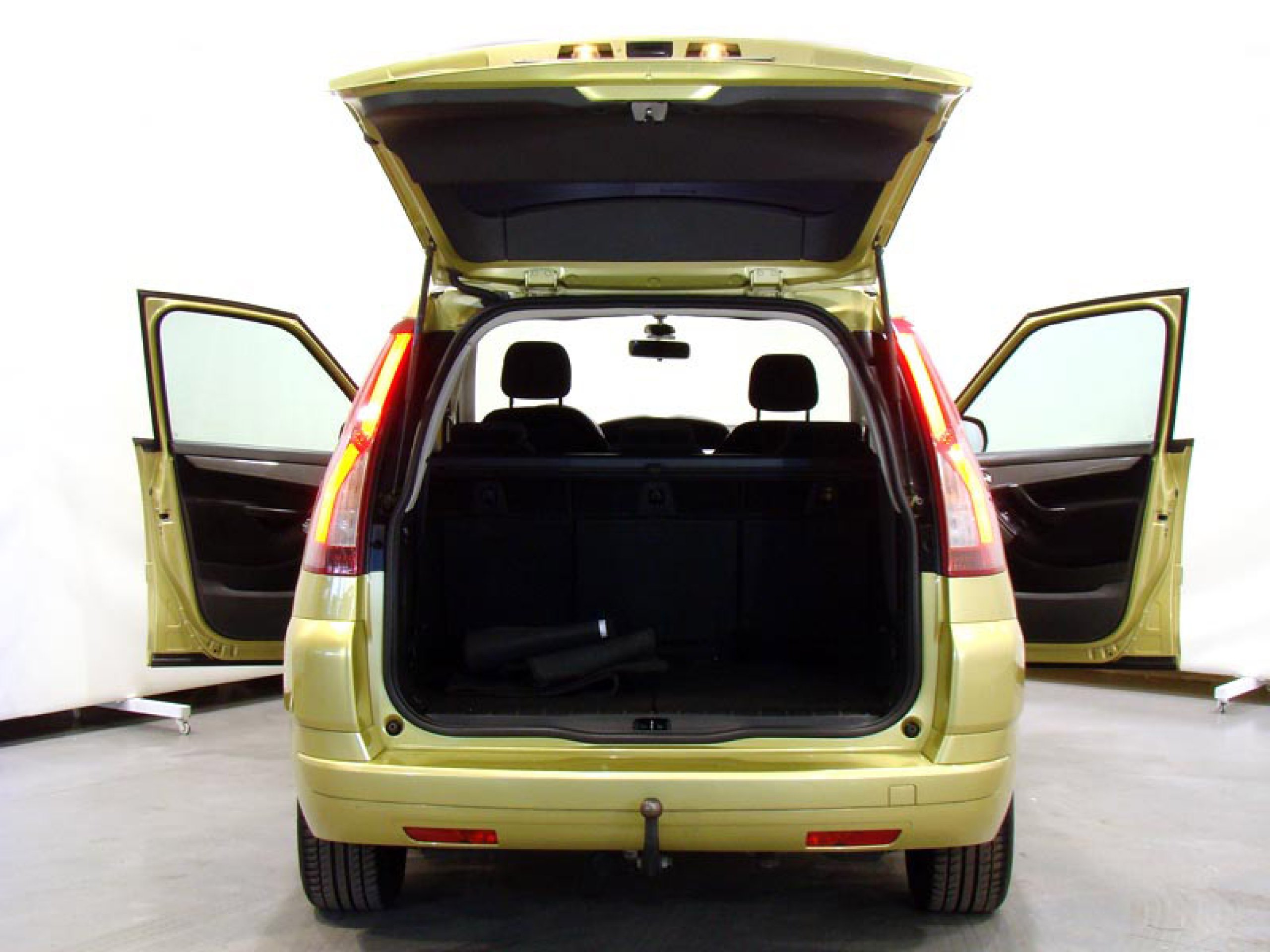 Foto Citroen Grand C4 Picasso 10