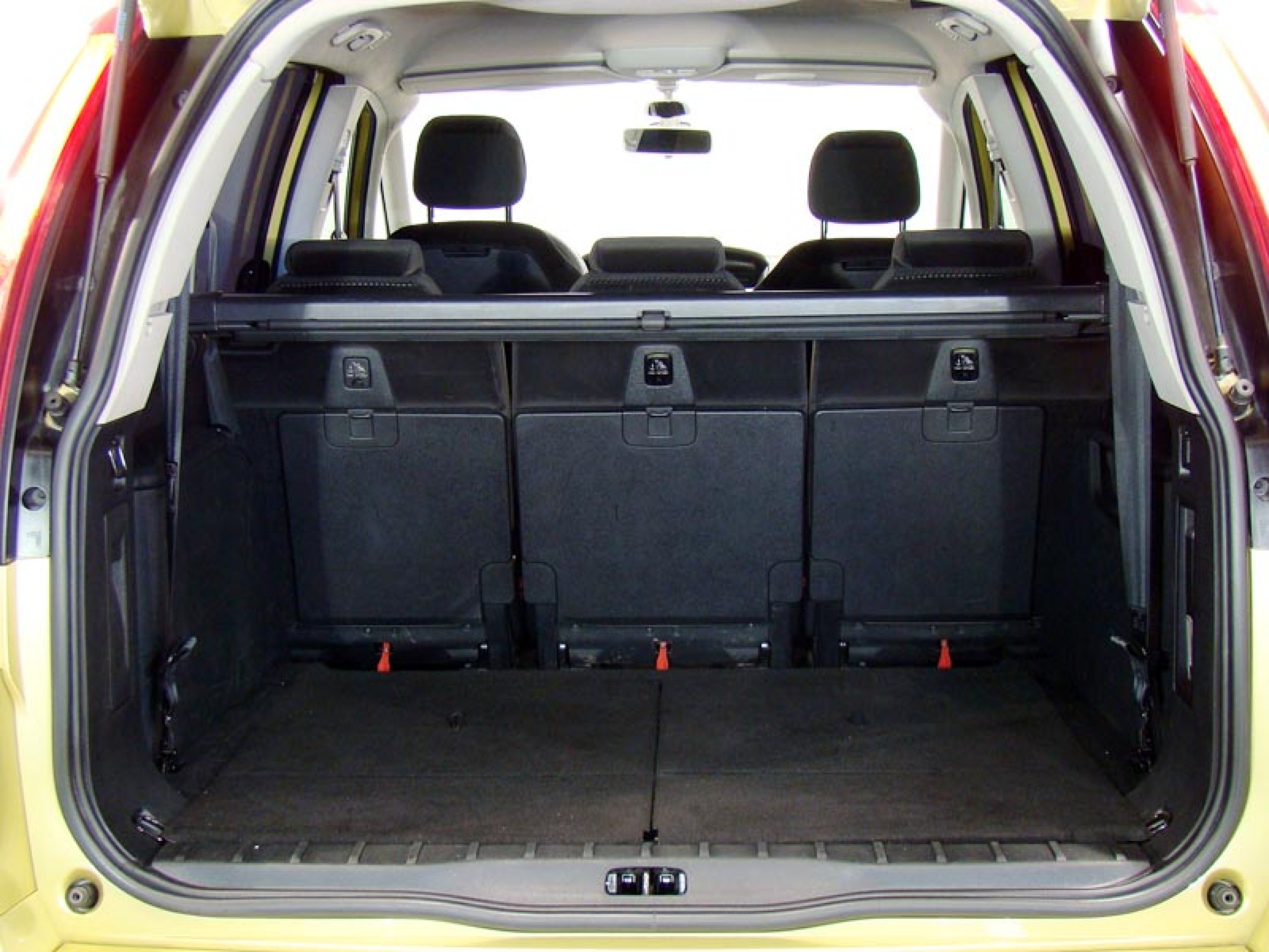 Foto Citroen Grand C4 Picasso 18