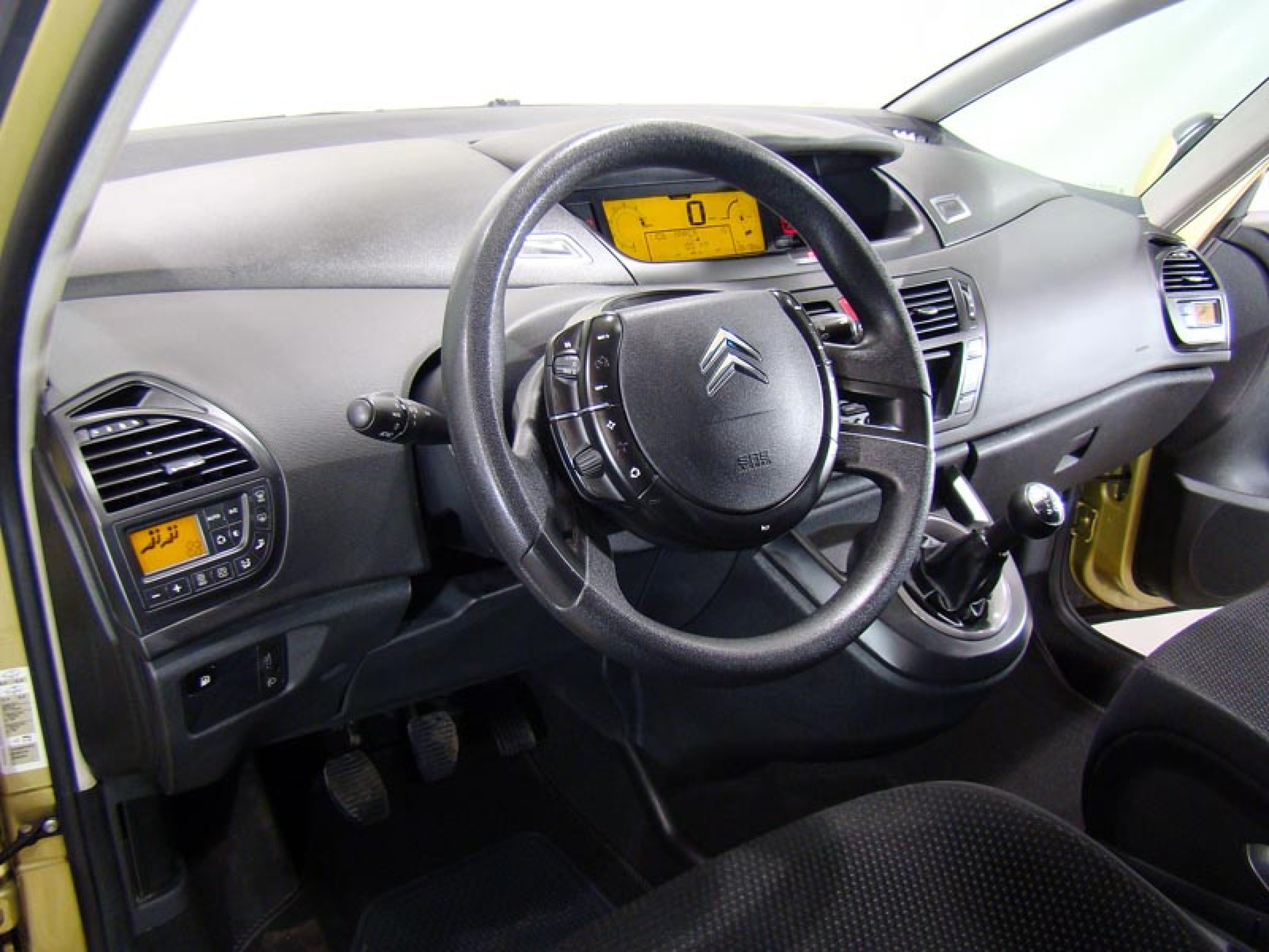 Foto Citroen Grand C4 Picasso 29