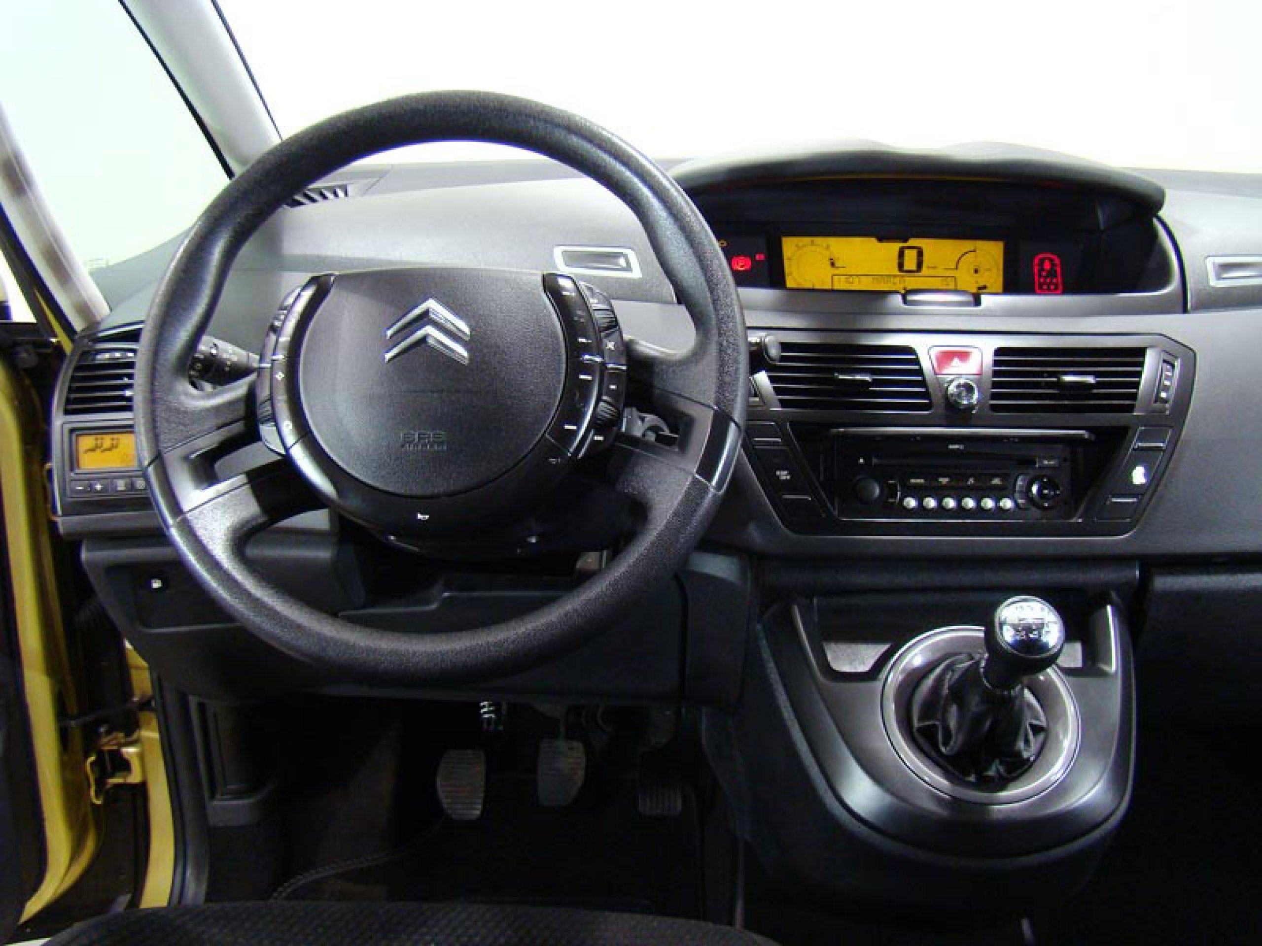 Foto Citroen Grand C4 Picasso 32