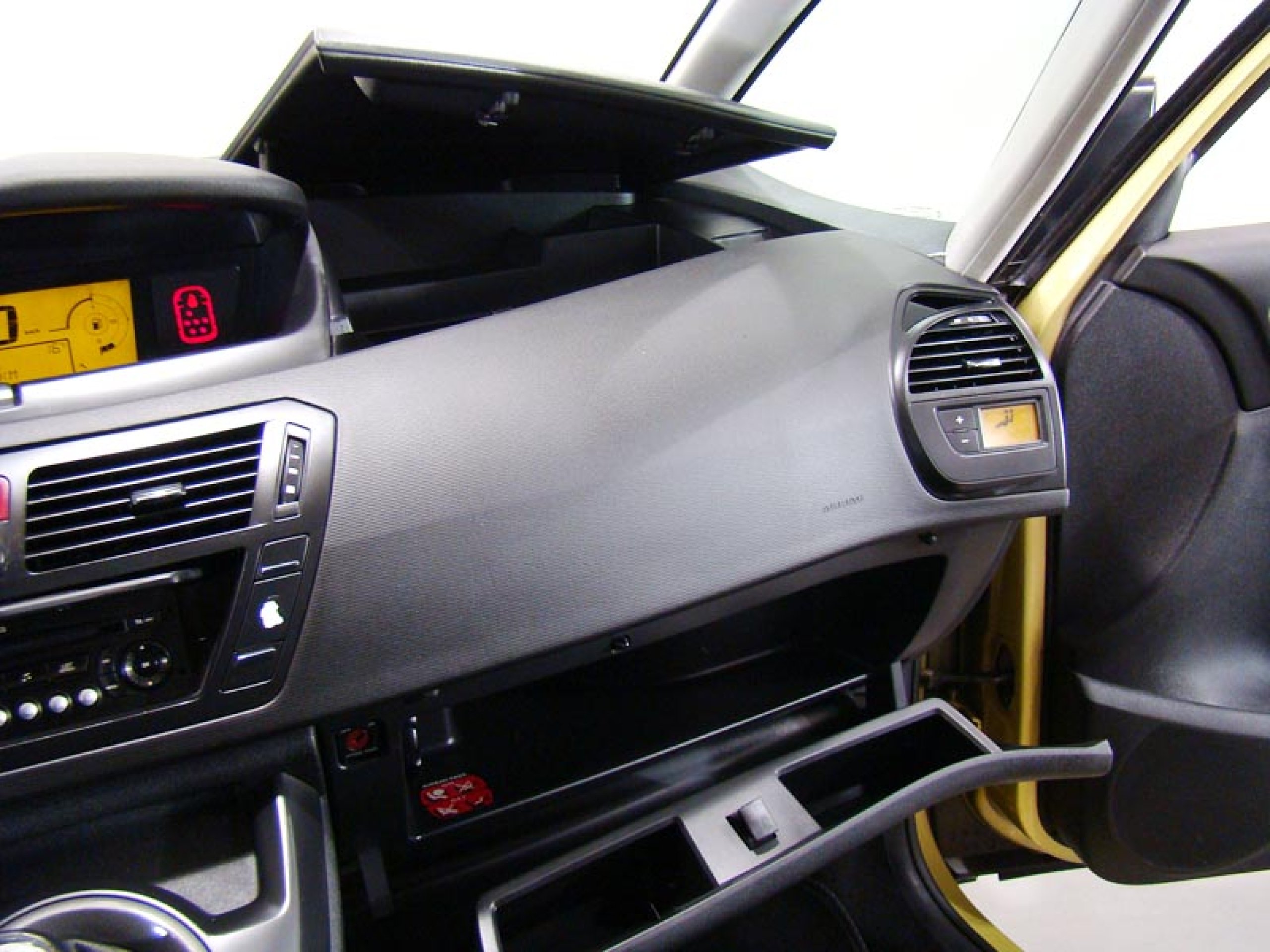 Foto Citroen Grand C4 Picasso 43