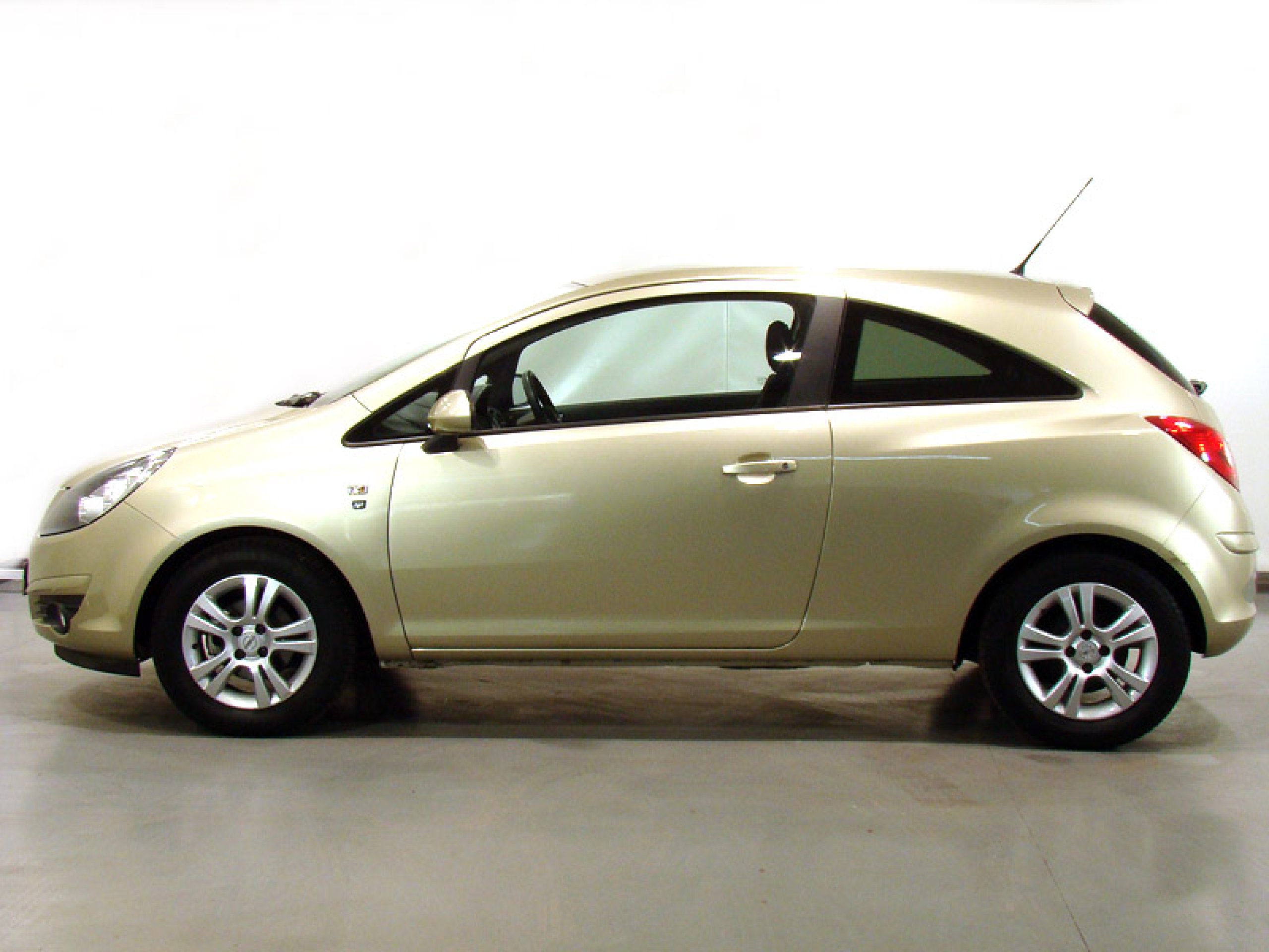 Foto Opel Corsa 13