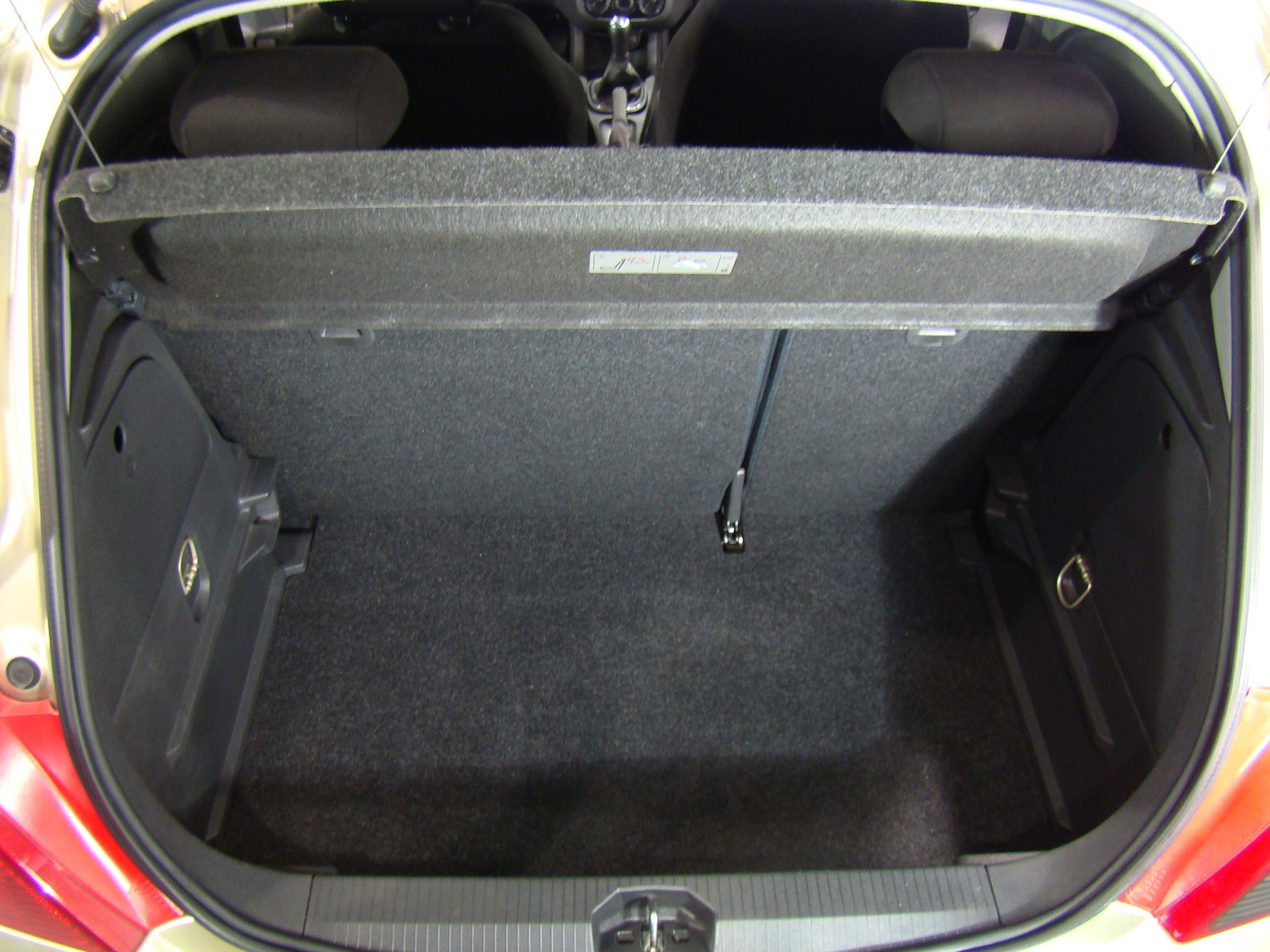 Foto Opel Corsa 15
