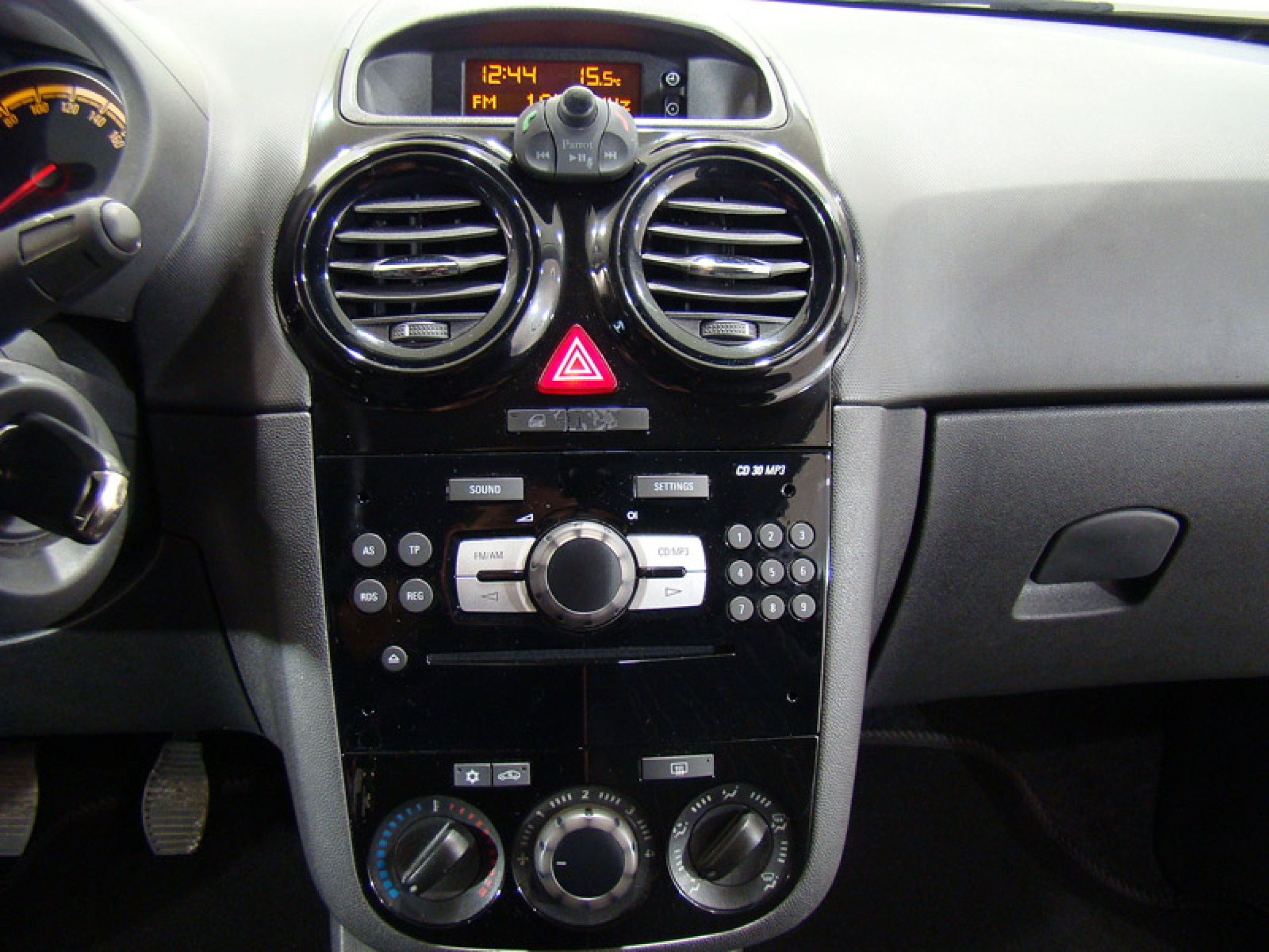 Foto Opel Corsa 28