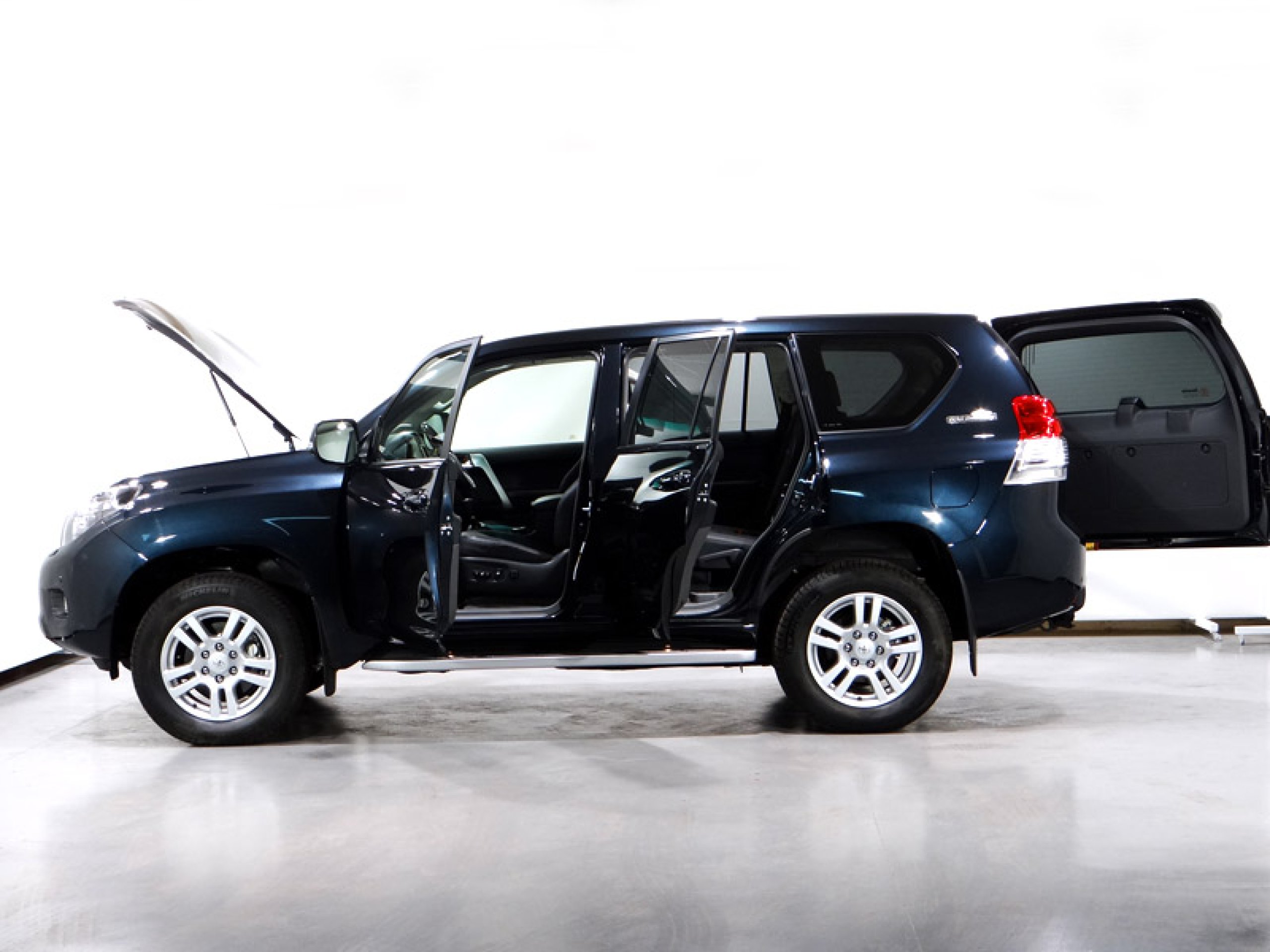 Foto Toyota Land Cruiser 18