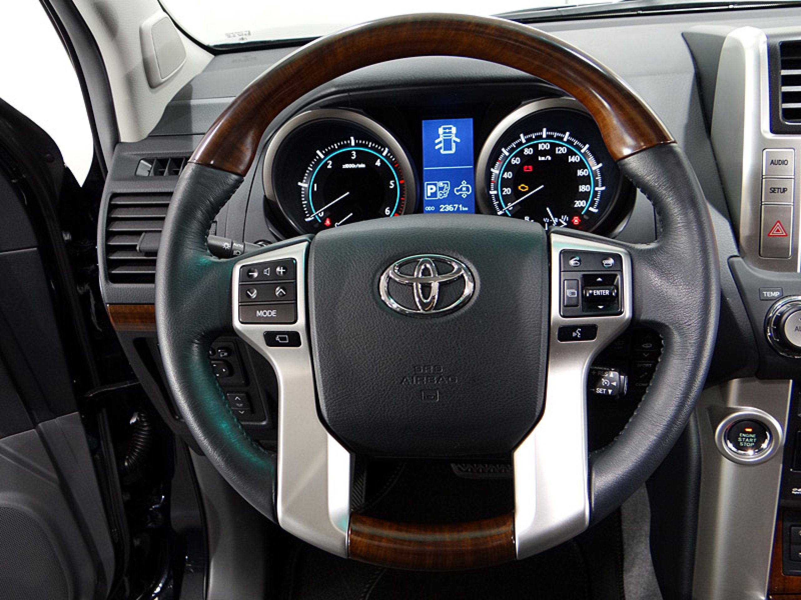 Foto Toyota Land Cruiser 41