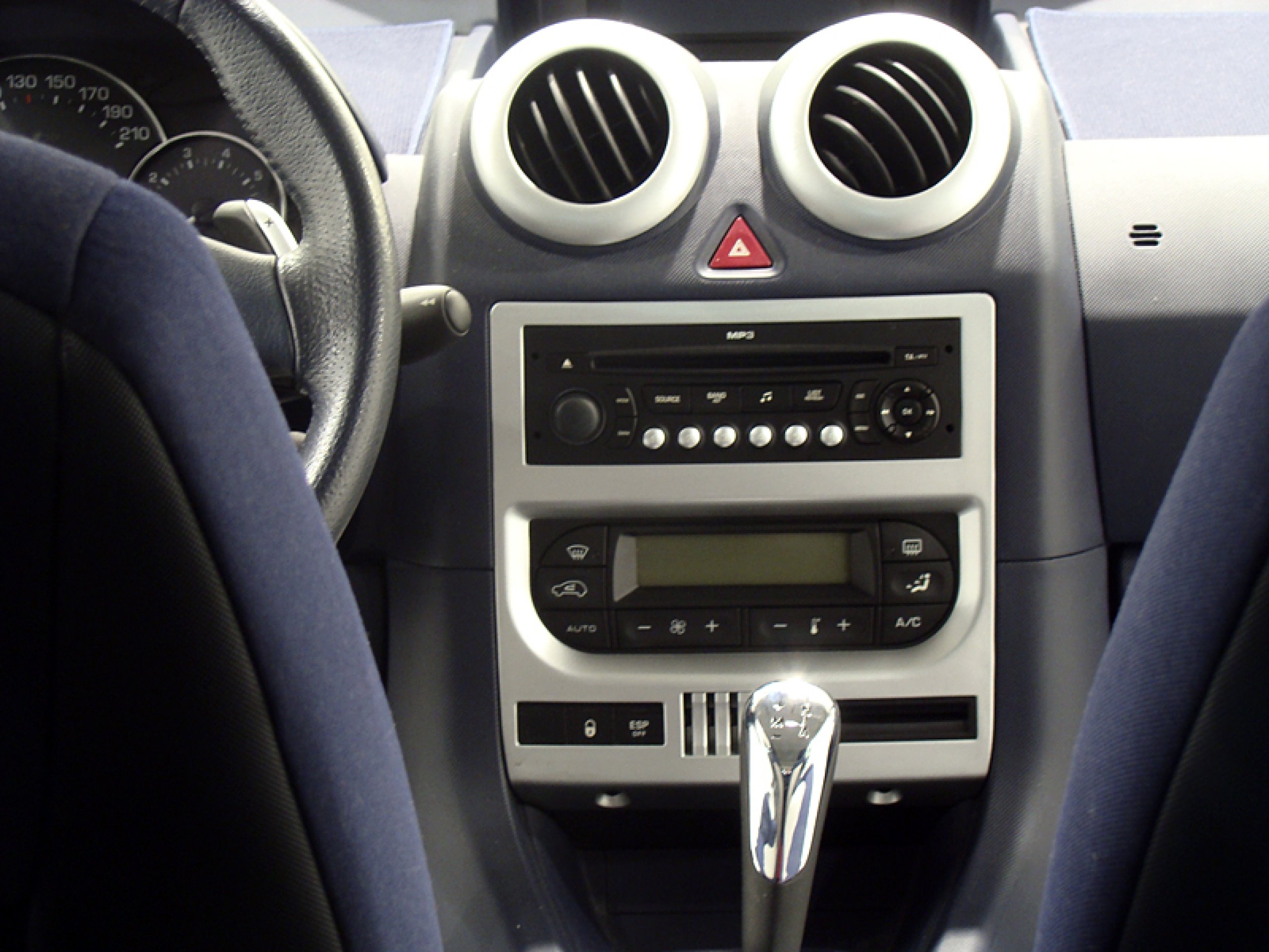 Foto Peugeot 1007 18