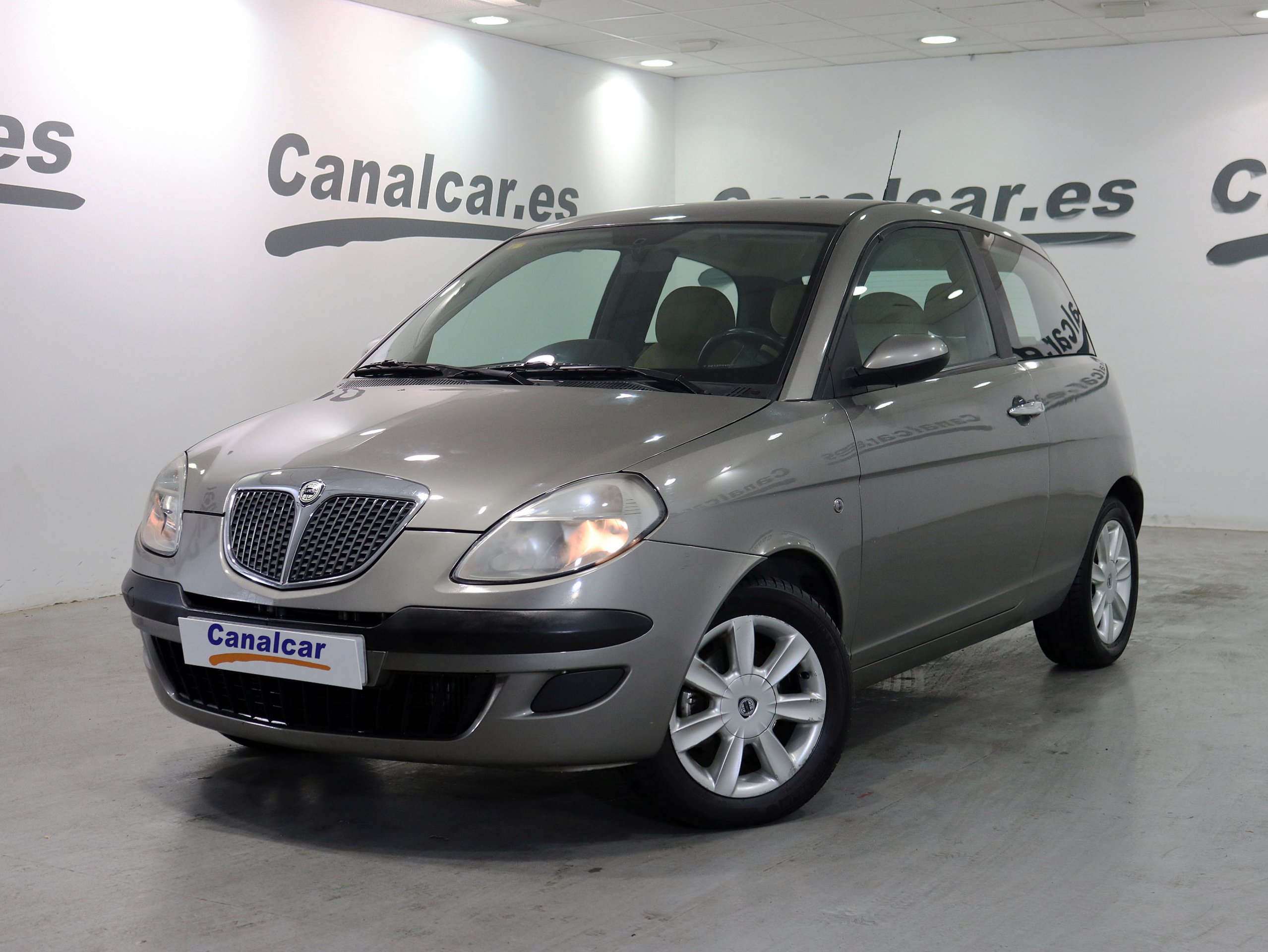 Foto 1 del Lancia Ypsilon 1.3JTD Argento DFN