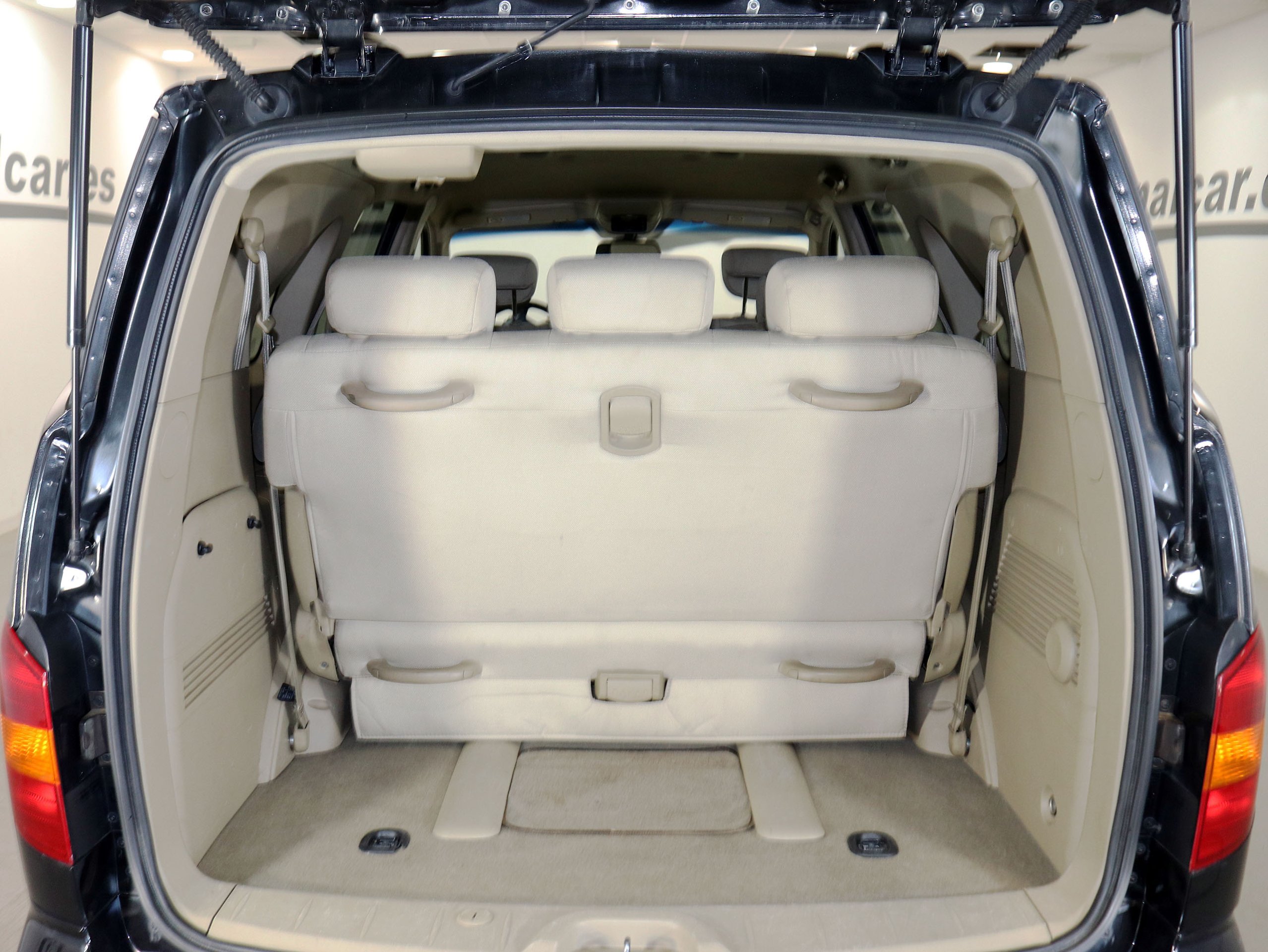 Foto Ssangyong Rodius 8