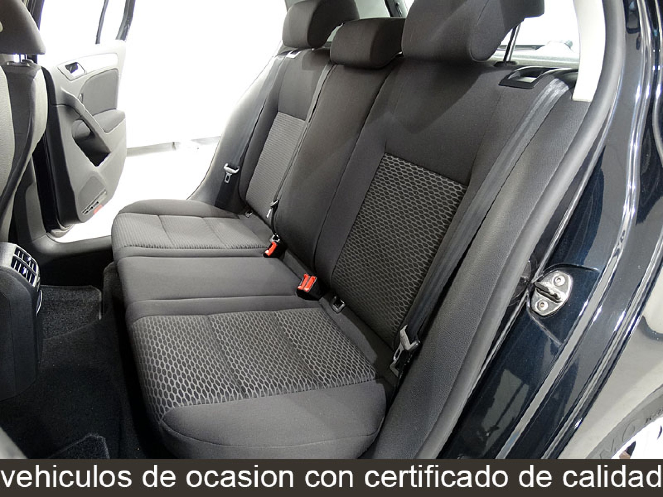 Foto Volkswagen Golf 21