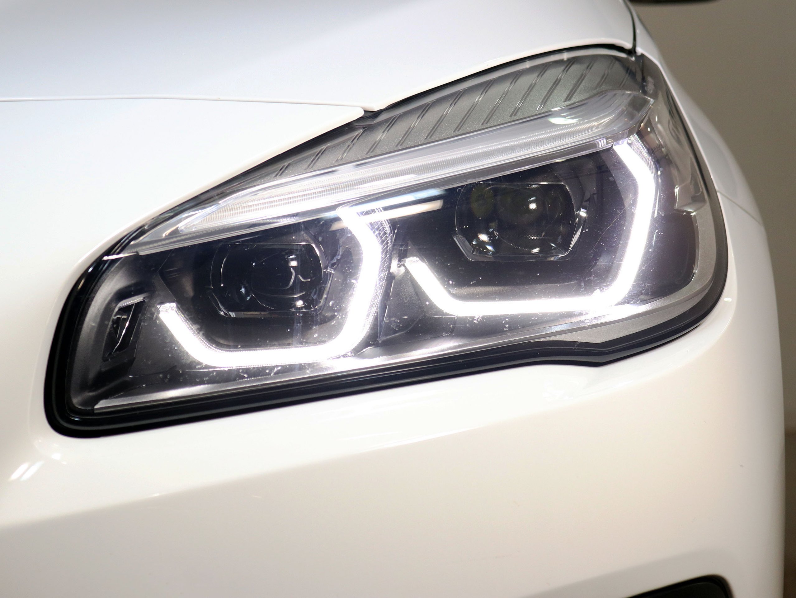 Foto Bmw 225XE 10