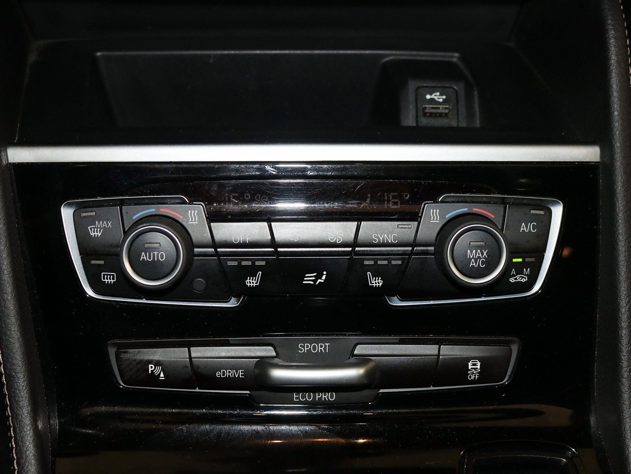Foto Bmw 225XE 34