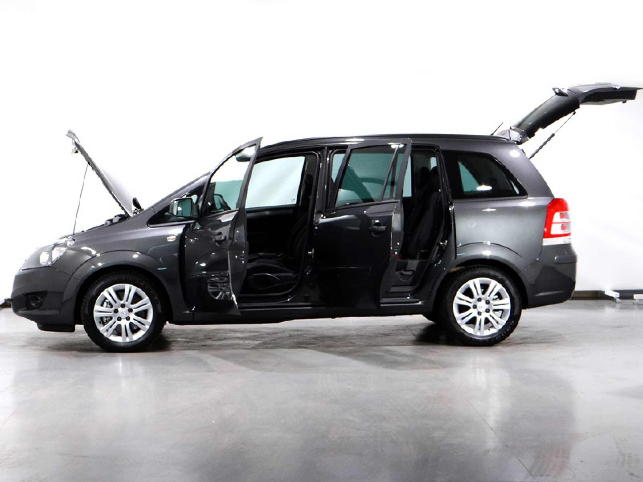 Foto Opel Zafira 15