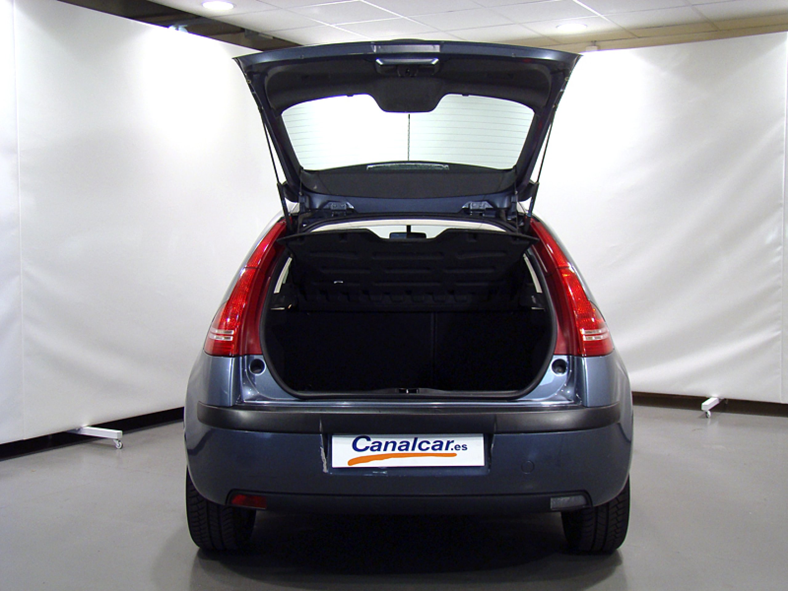 Foto Citroen C4 17