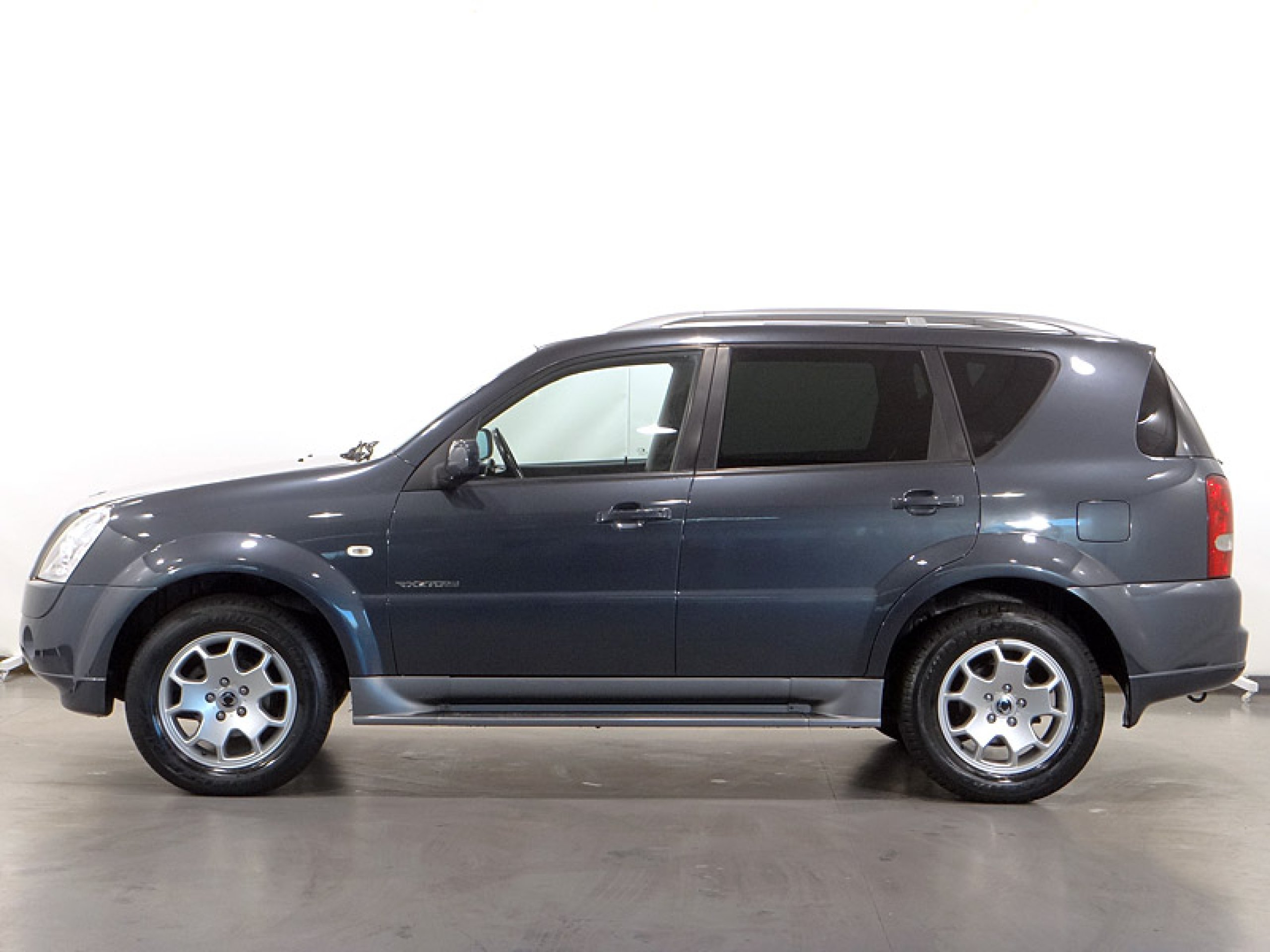 Foto Ssangyong Rexton 13