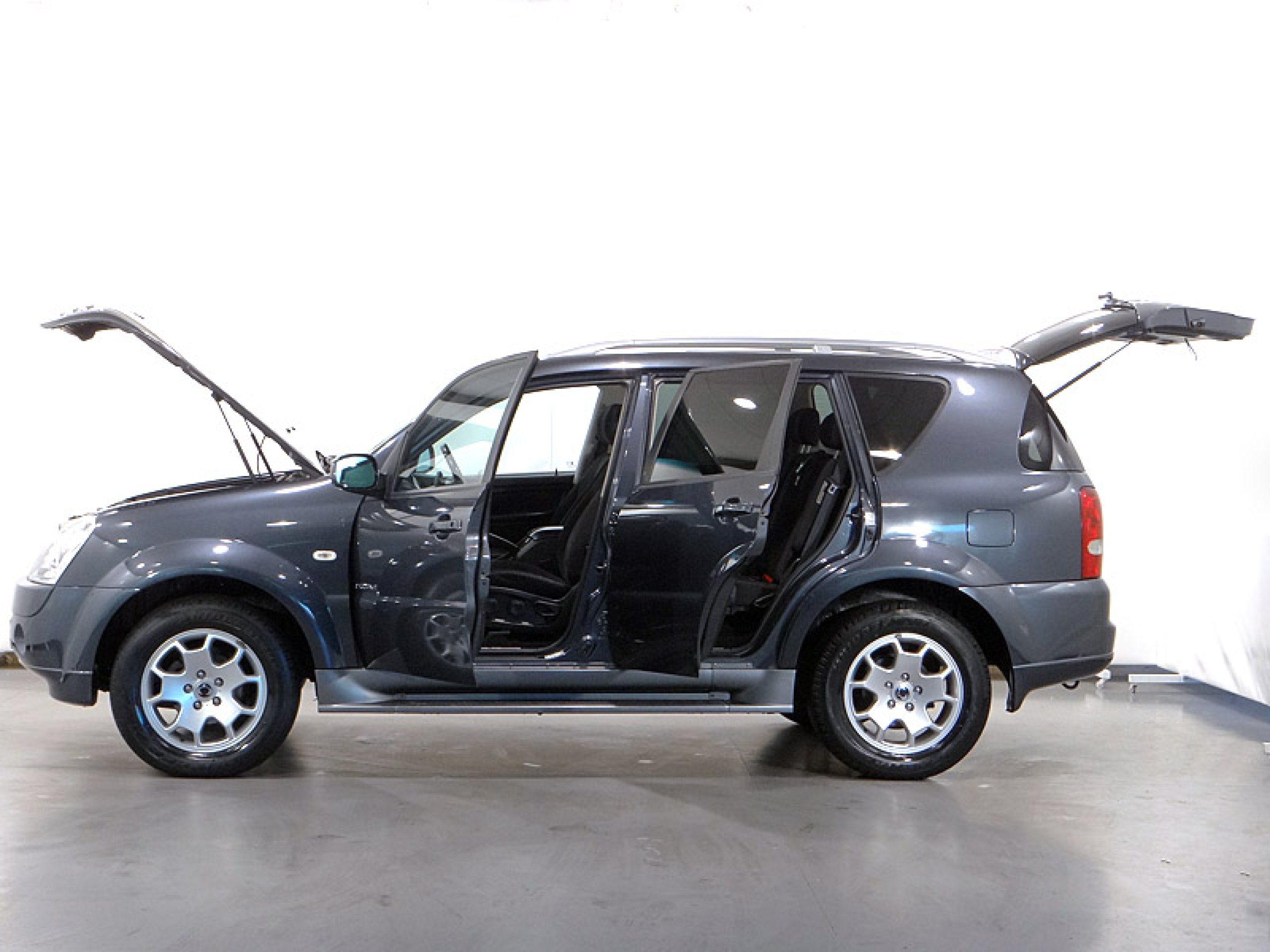 Foto Ssangyong Rexton 14