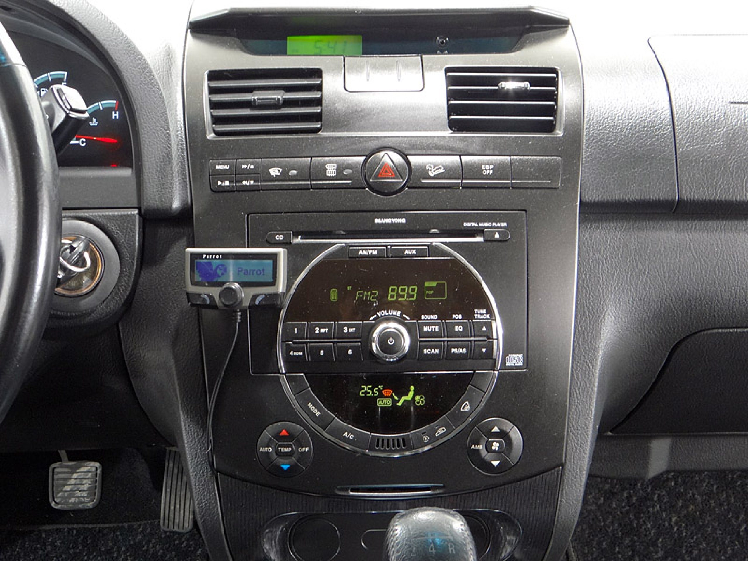 Foto Ssangyong Rexton 27