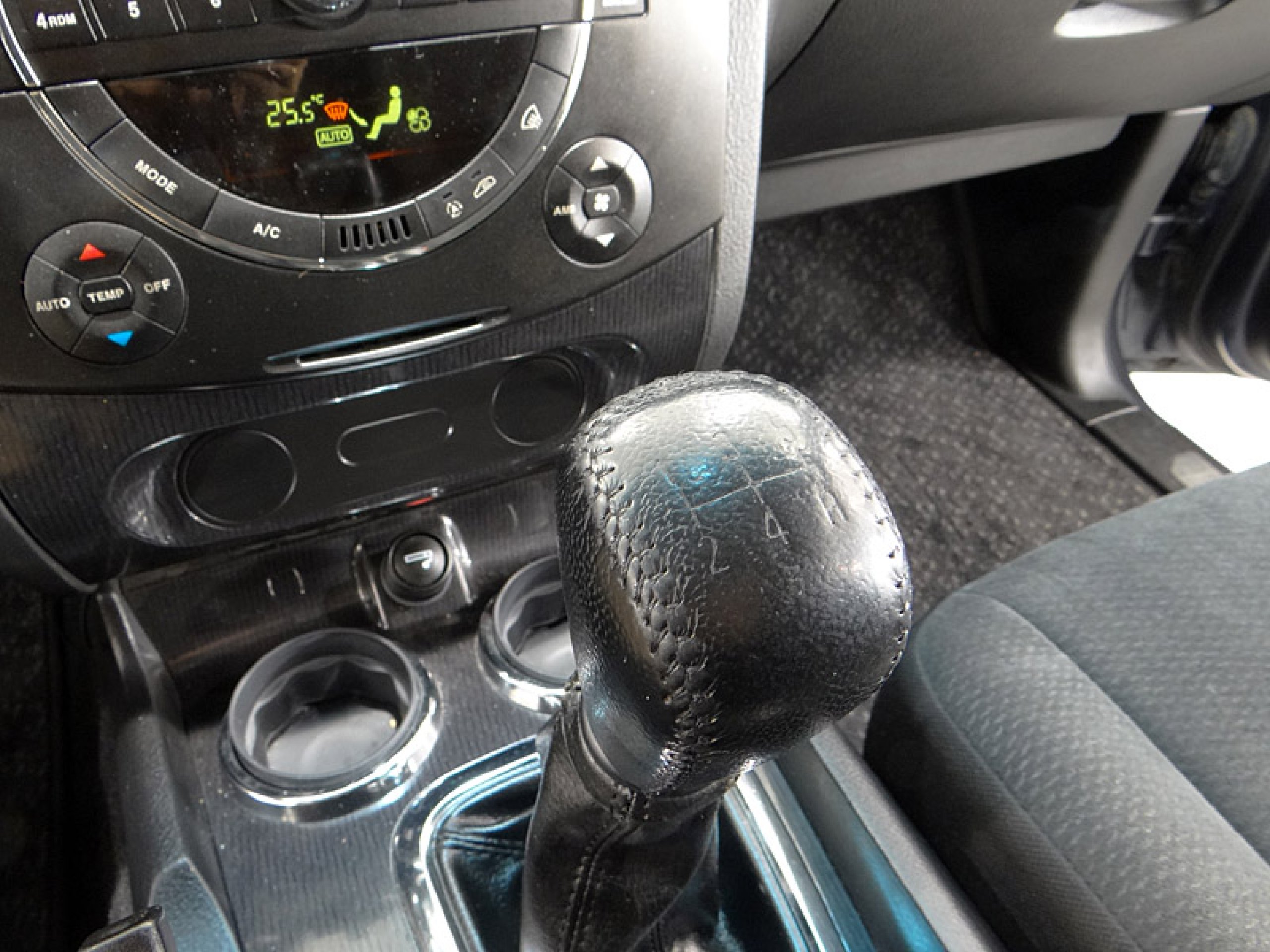 Foto Ssangyong Rexton 33