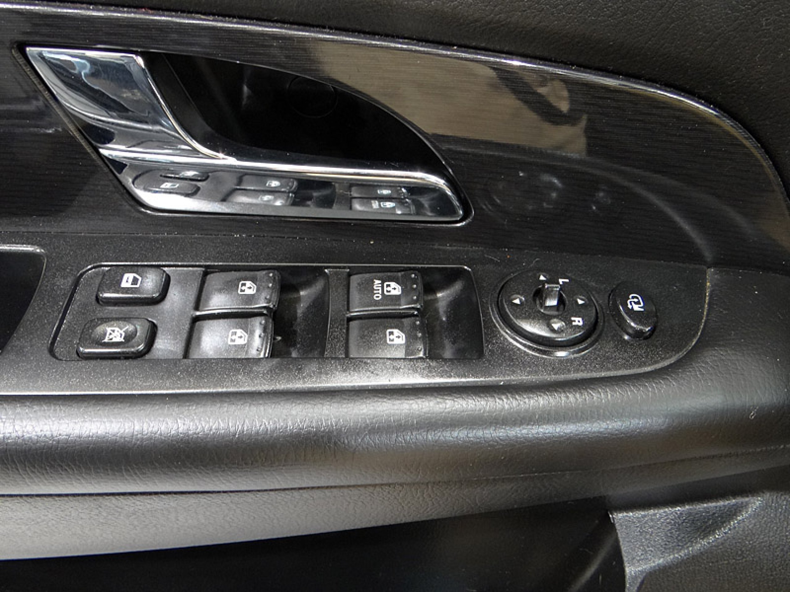 Foto Ssangyong Rexton 34